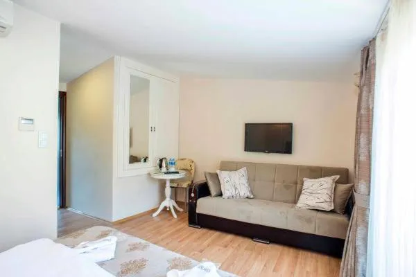 TV and multimedia in NACRE RESIDENCE