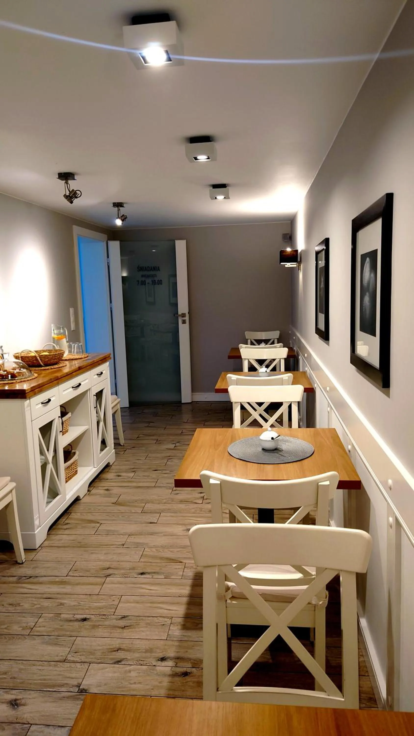 Breakfast in Willa Długa No 4 Bed & Breakfast - Gdynia