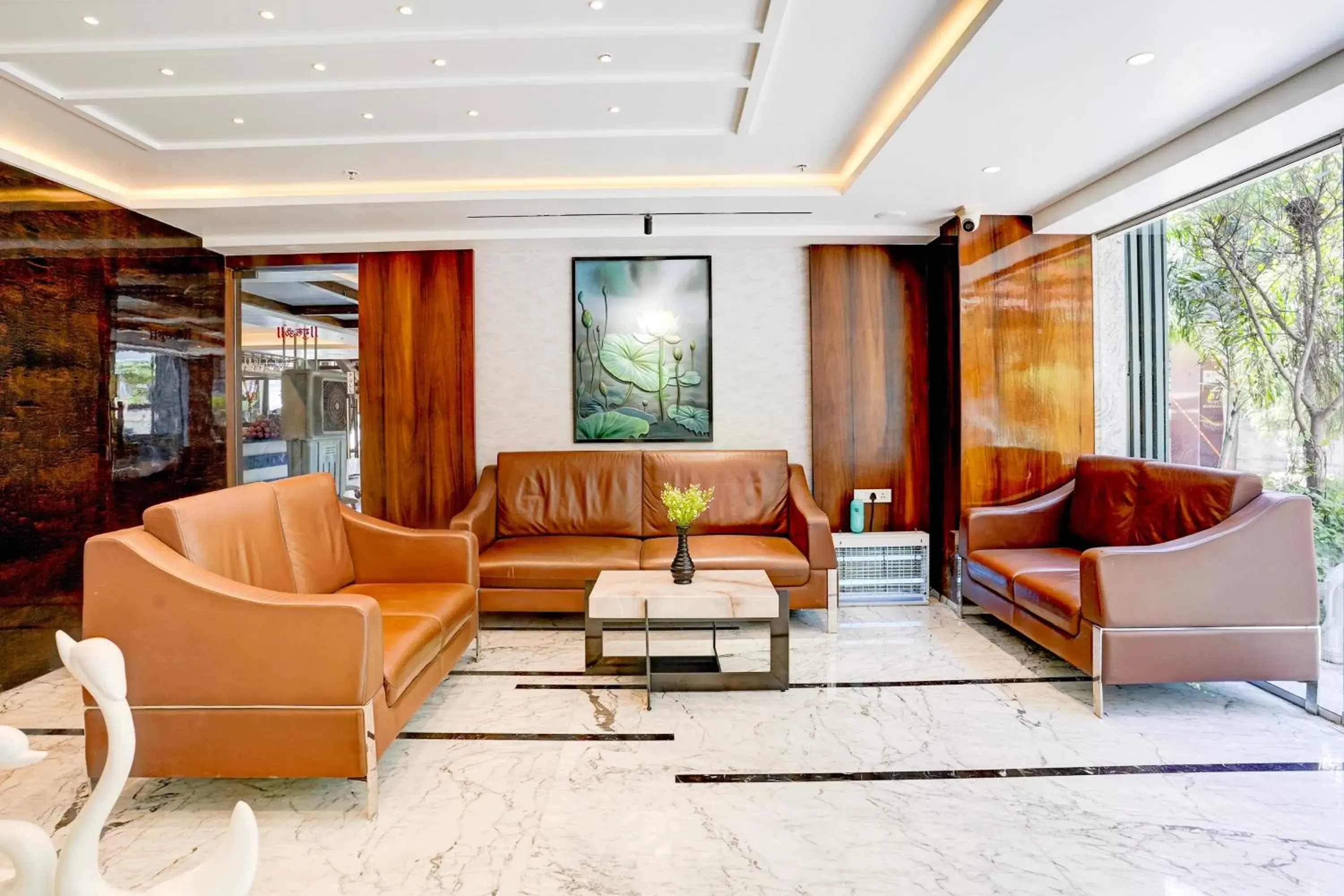 Lobby or reception in Palette Magarpatta City formerly Emerald Guestimony Lobby or reception in Palette Magarpatta City formerly Emerald Guestimony