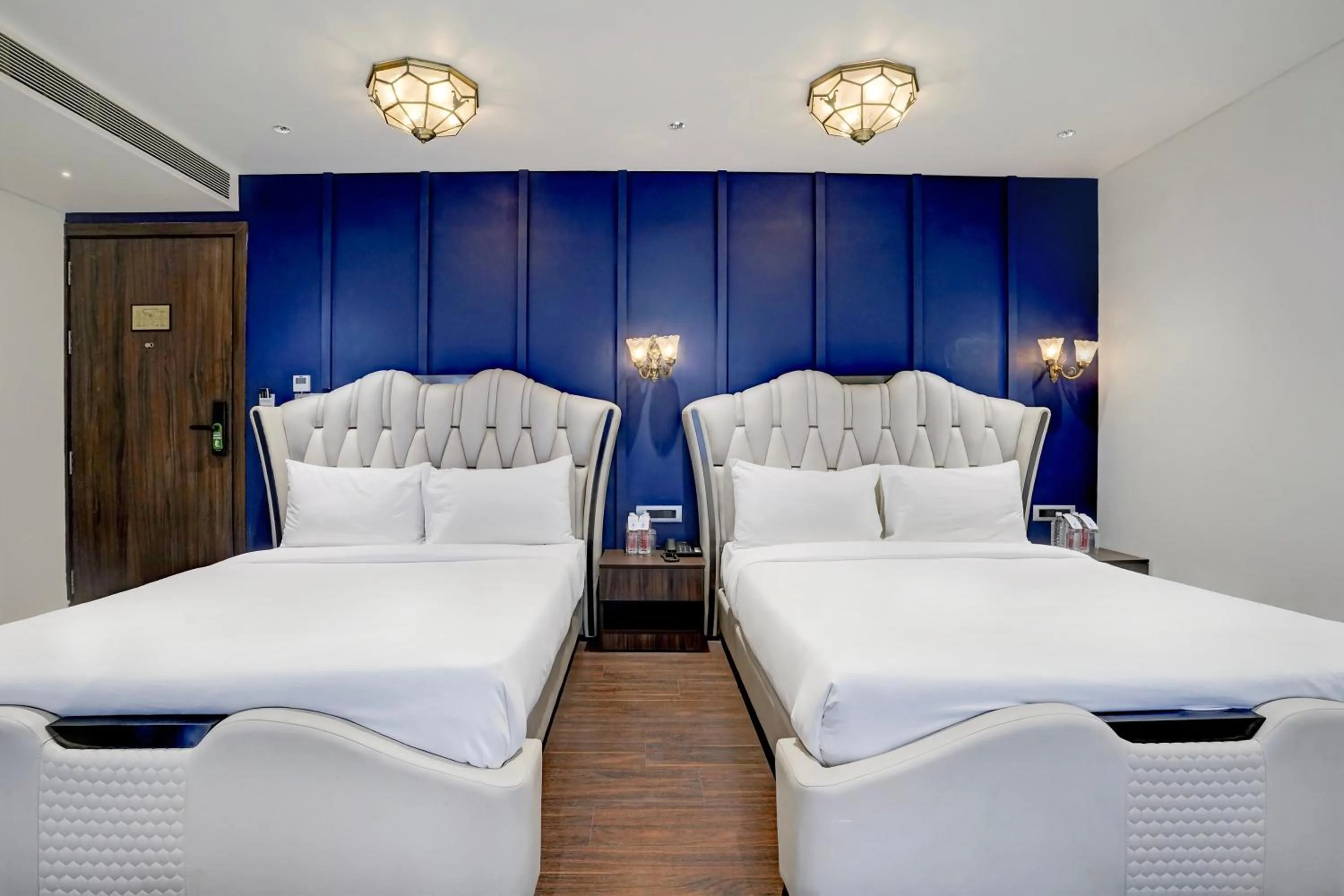 Bedroom, Bed in Palette Magarpatta City formerly Emerald Guestimony