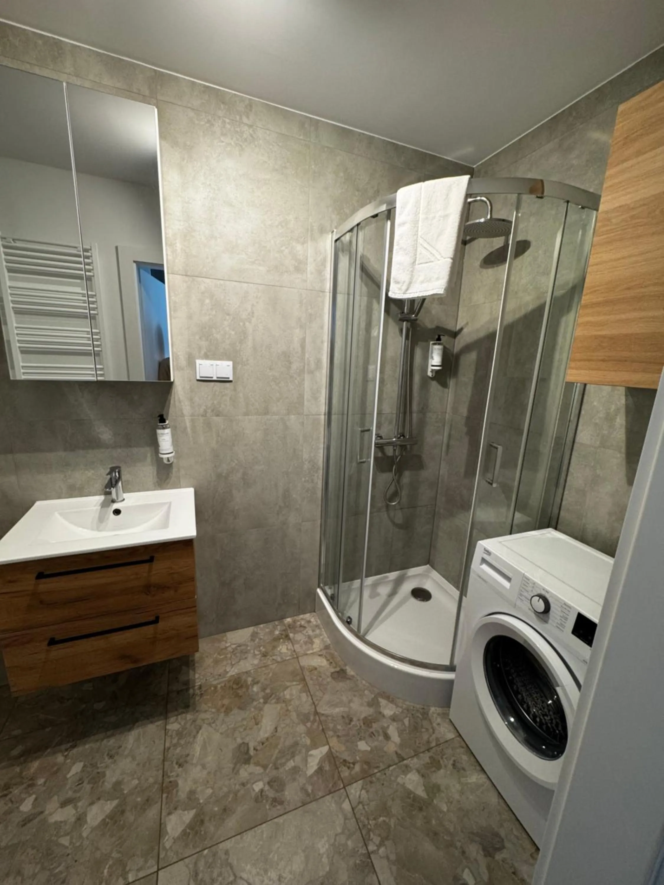 Platon Residence Apartments