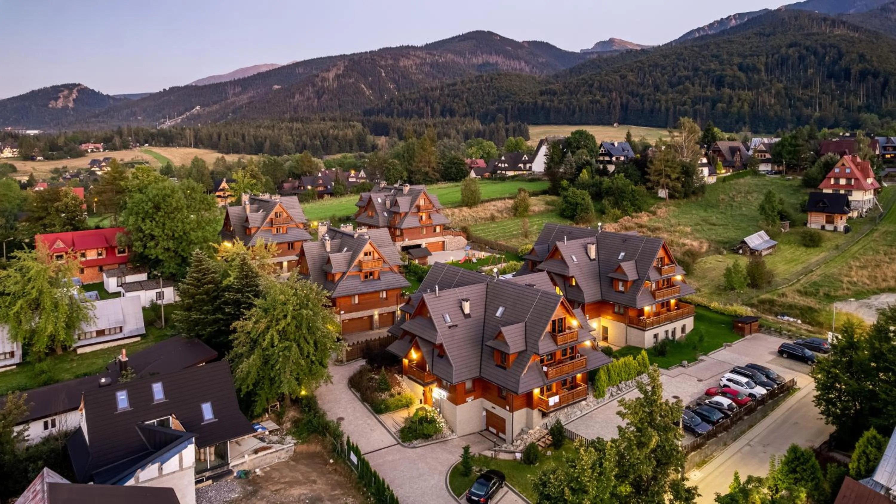 Property building in Apartamenty Lipki Park, Sun & Snow