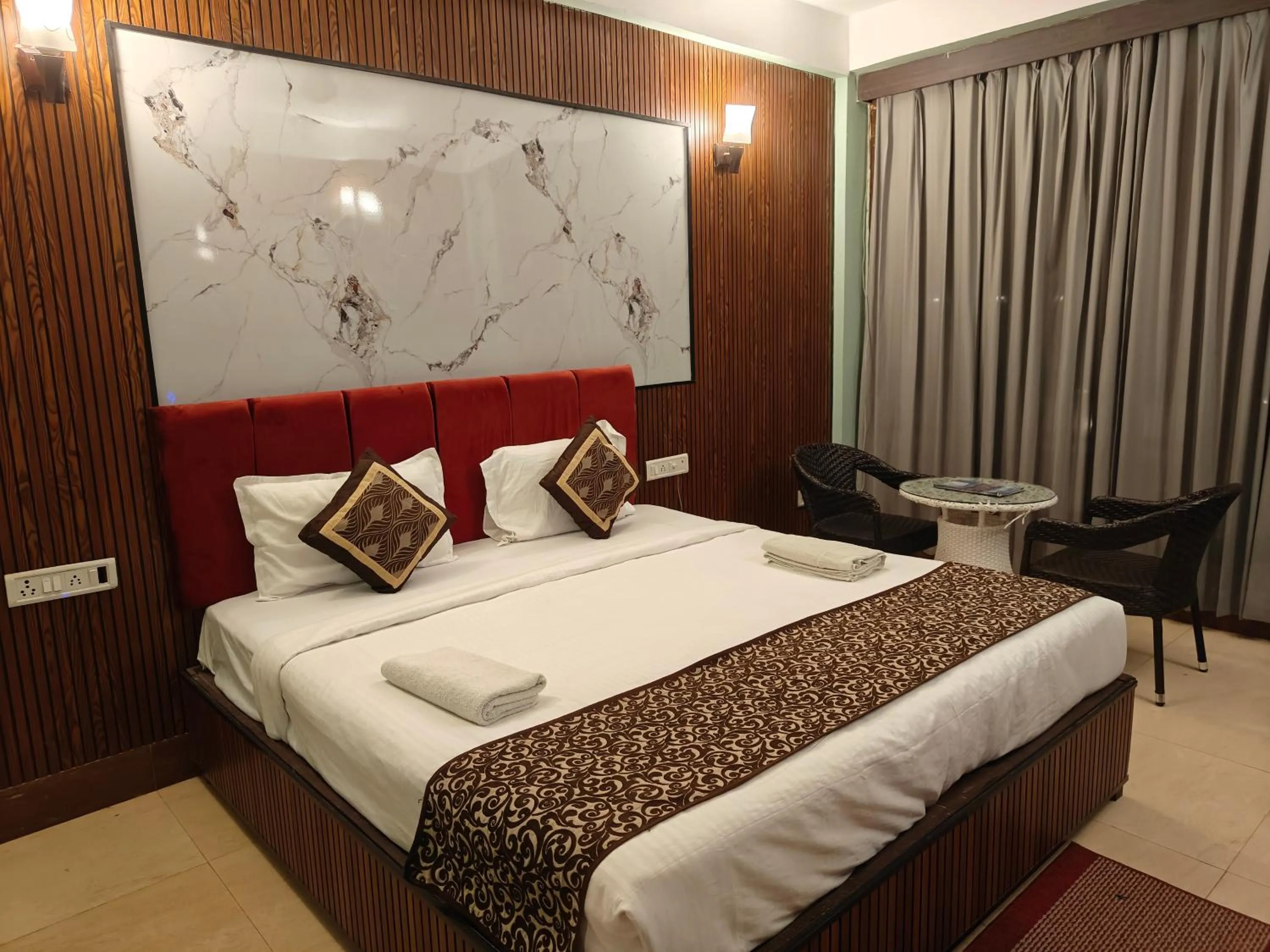 Photo of the whole room in Ocean Pearl Beach Resort