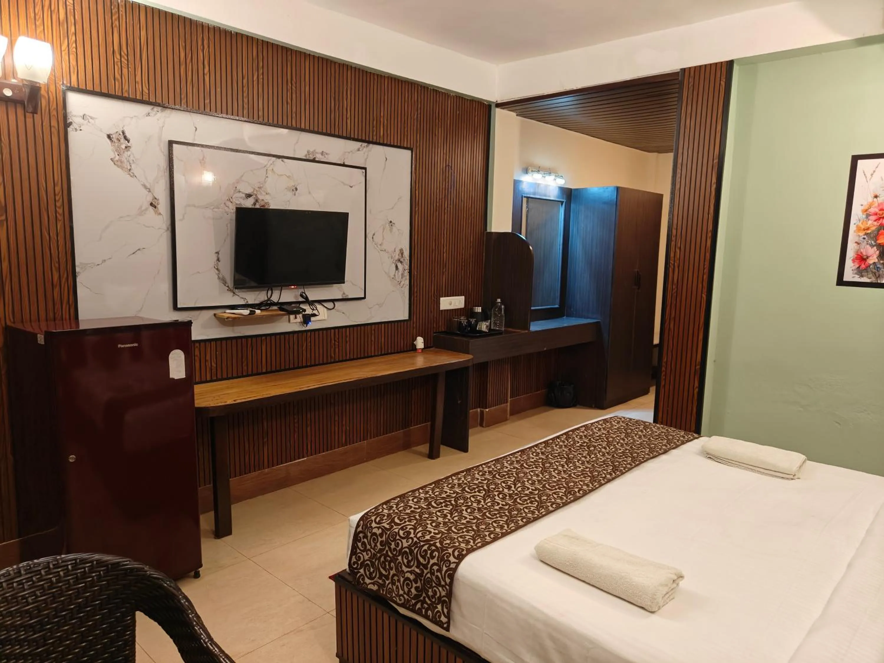 Photo of the whole room in Ocean Pearl Beach Resort