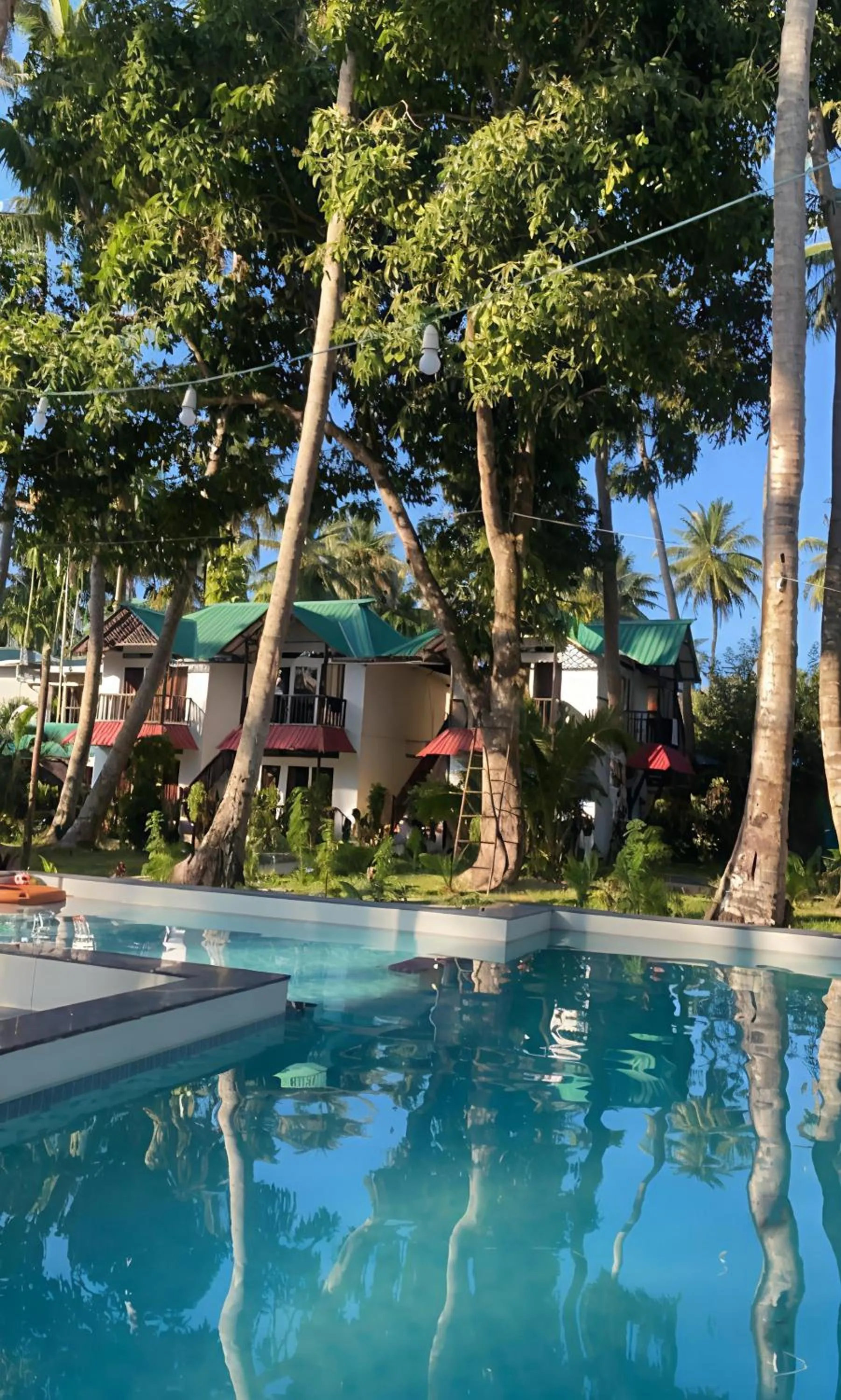 Property building in Ocean Pearl Beach Resort