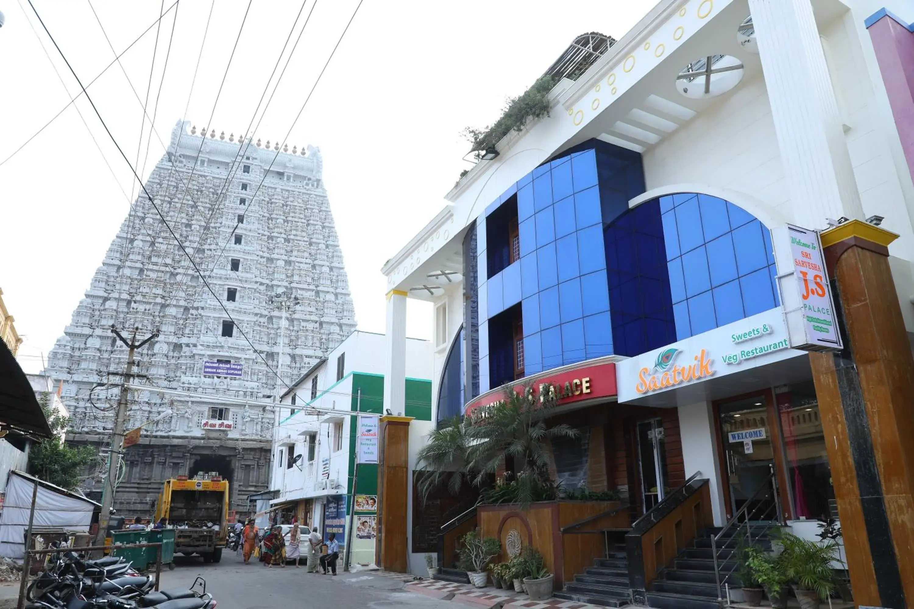 Sri Sarvesha JS Palace temple view Sri Sarvesha JS Palace temple view