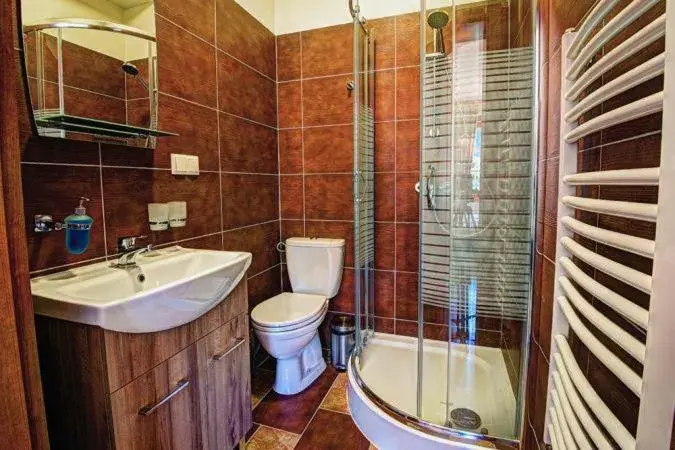Luxury Quadruple Room in Noclegi Styrnol & SPA Luxury Quadruple Room in Noclegi Styrnol & SPA