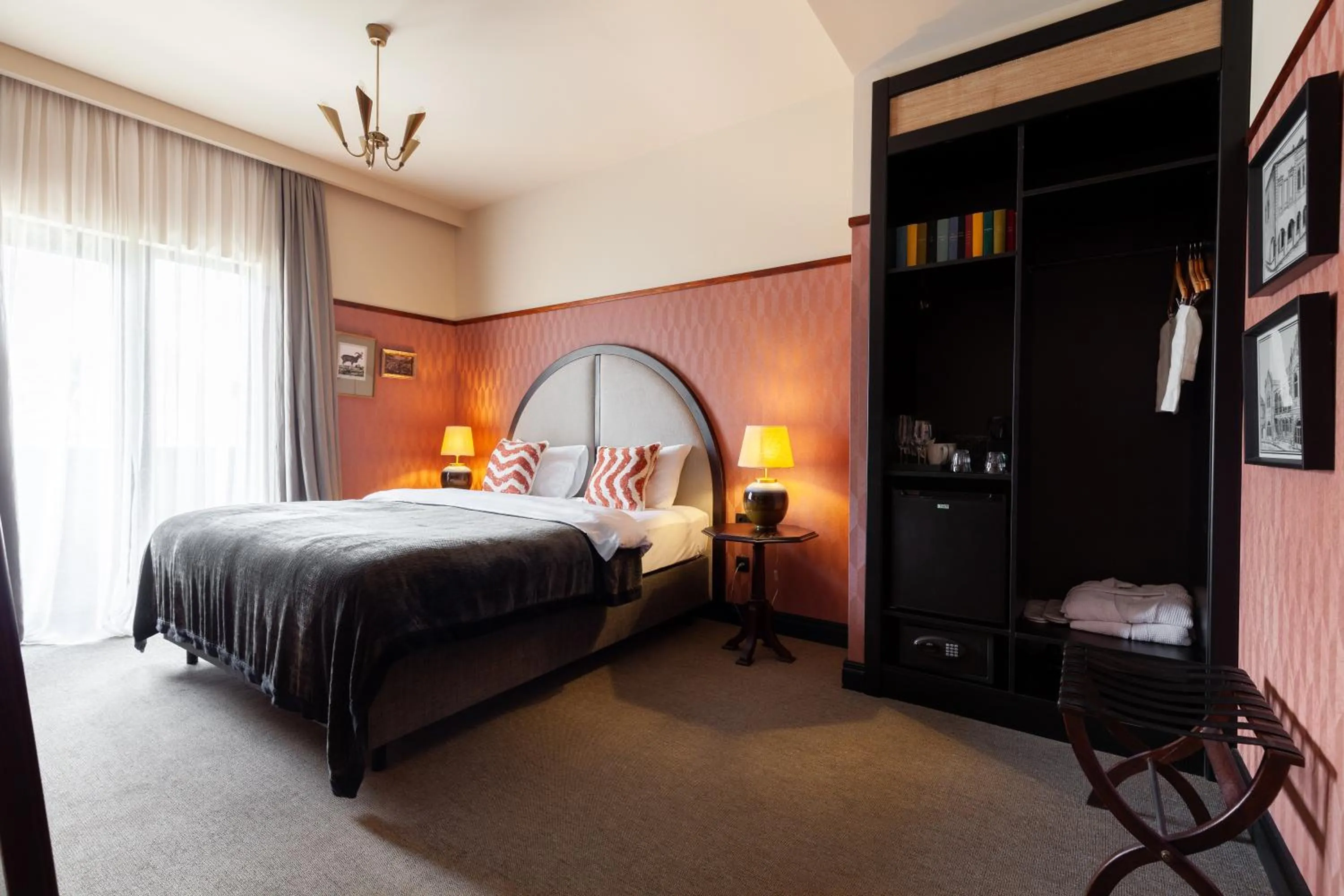 Library, Bed in Communal Hotel Kutaisi