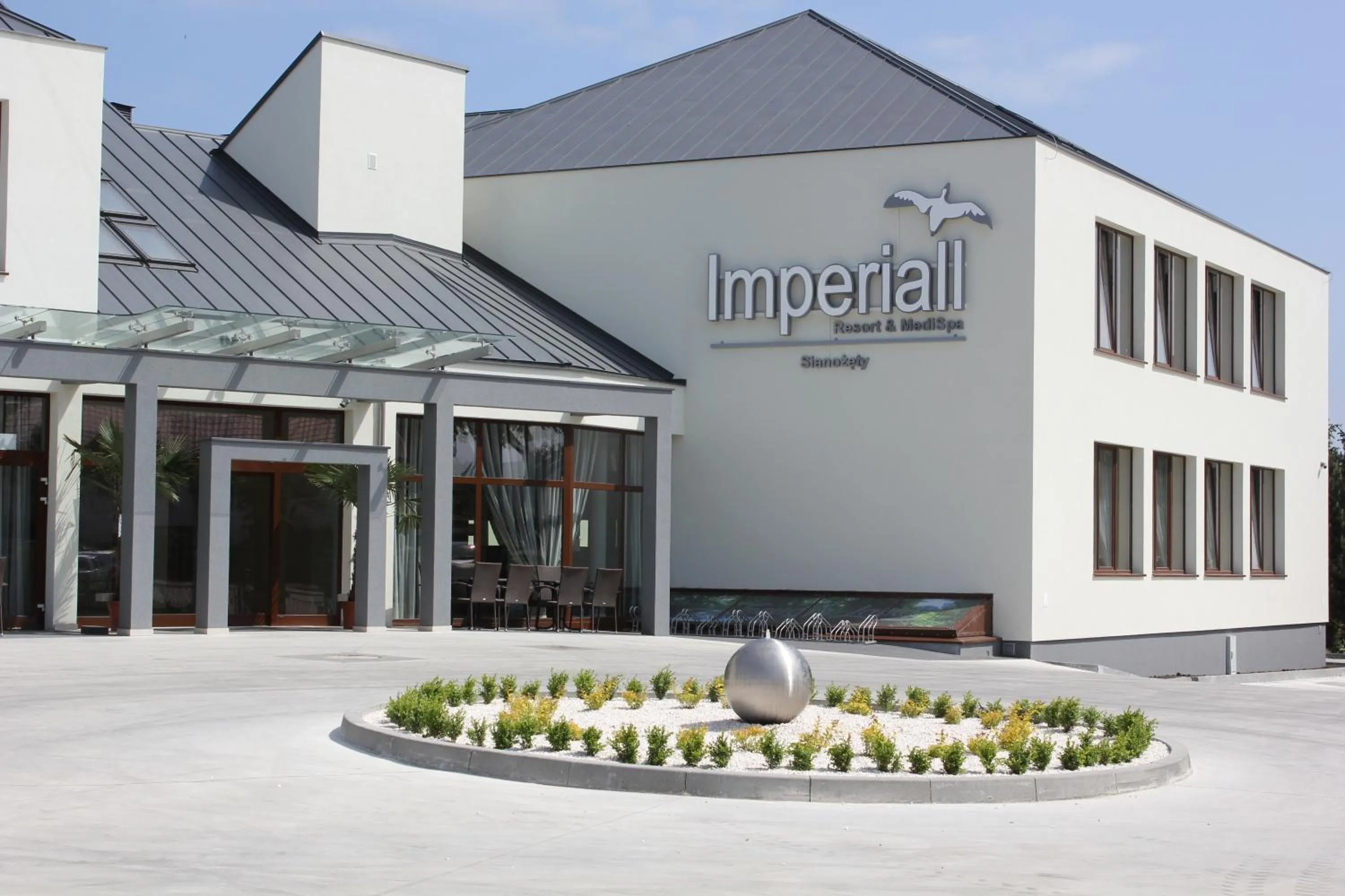 Facade/entrance in Imperiall Resort & MediSpa