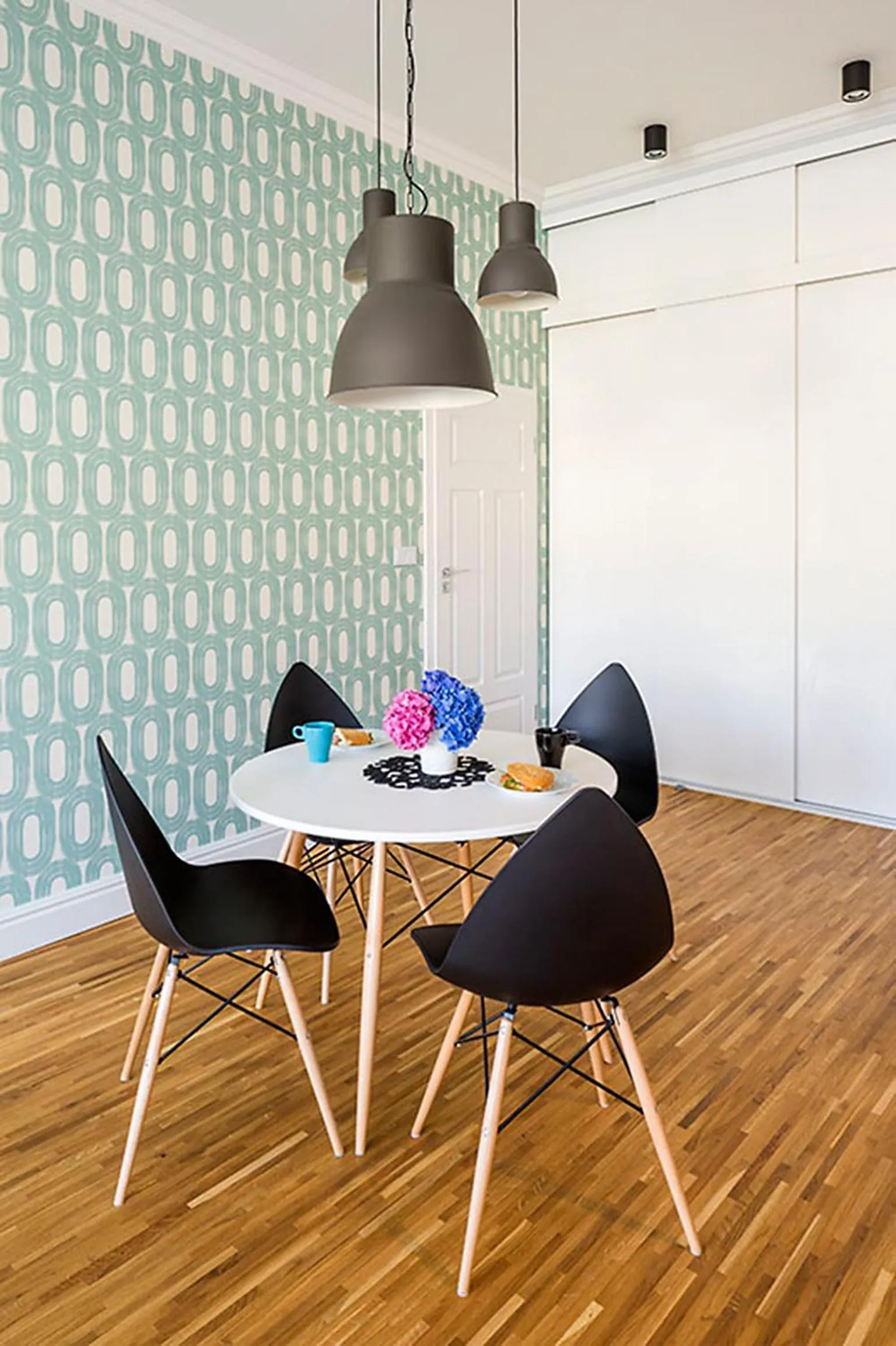 Dining area in MINT Luxury Apartments at the Main Square