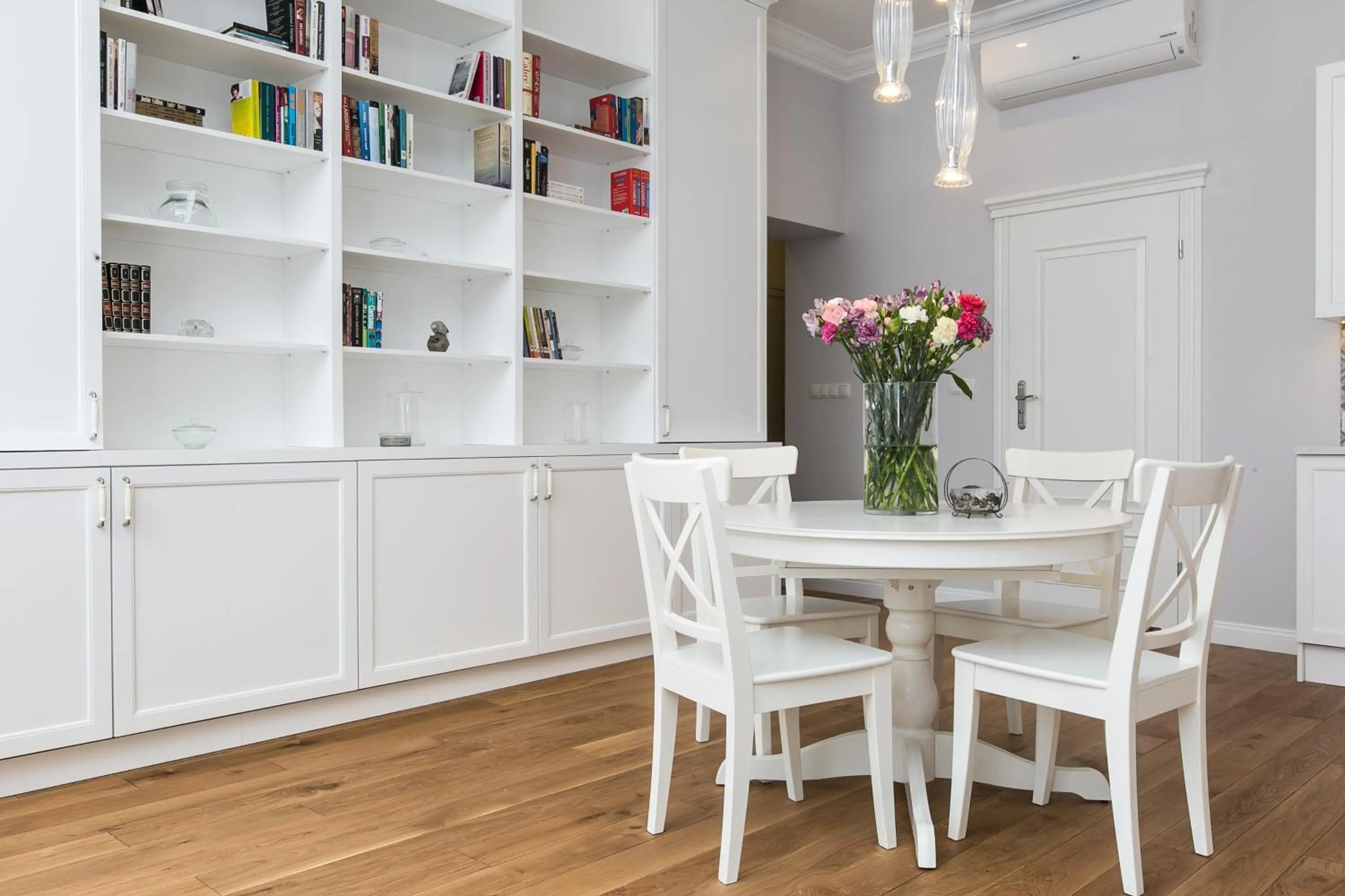 Dining area in MINT Luxury Apartments at the Main Square