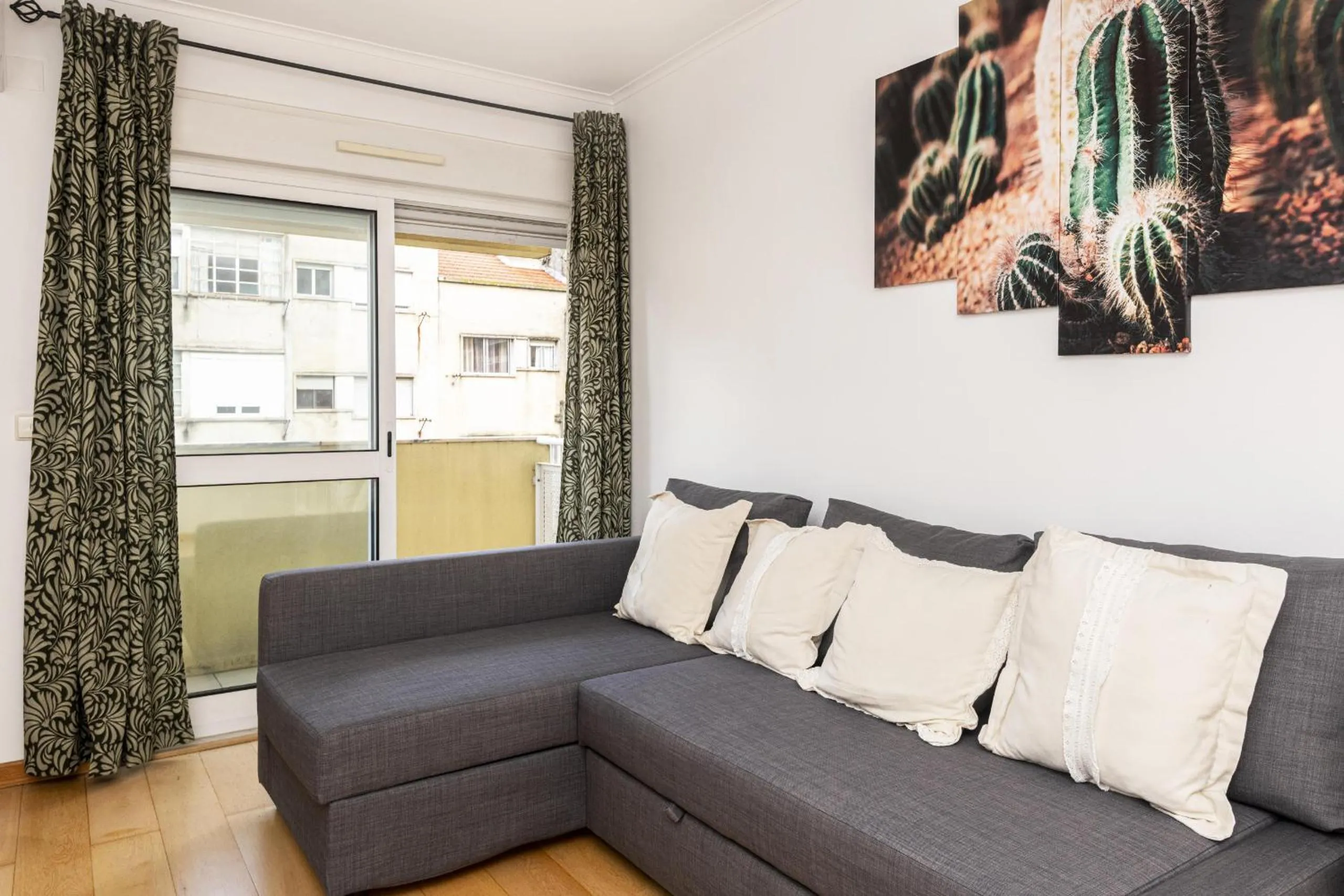 Olaias Design by Homing