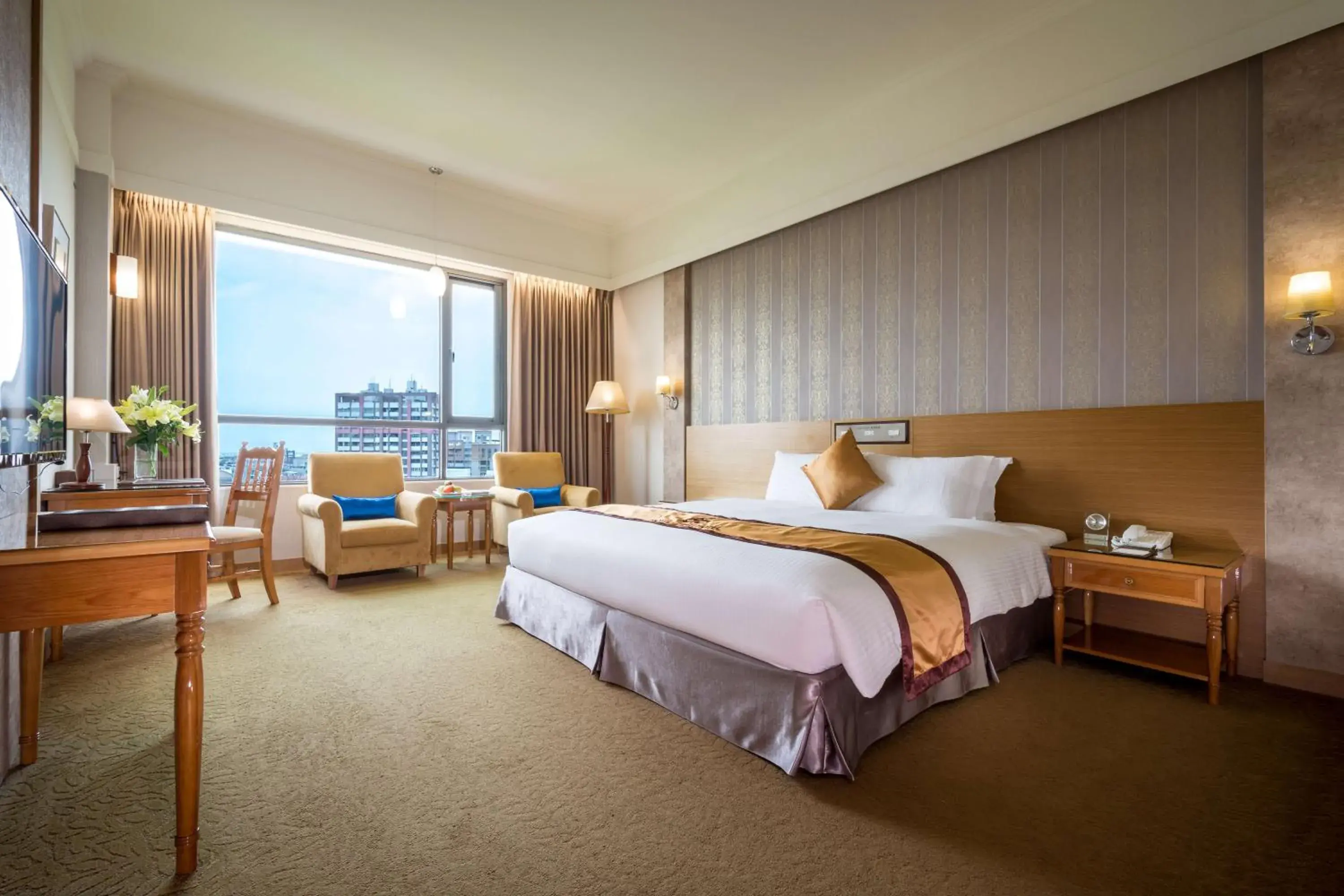 Superior Double Room in Royal Chiayi Hotel Superior Double Room in Royal Chiayi Hotel