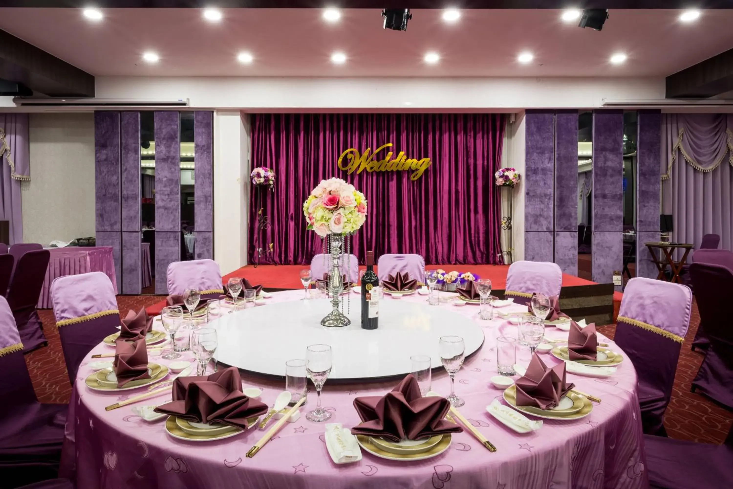 Restaurant/places to eat in Royal Chiayi Hotel Restaurant/places to eat in Royal Chiayi Hotel