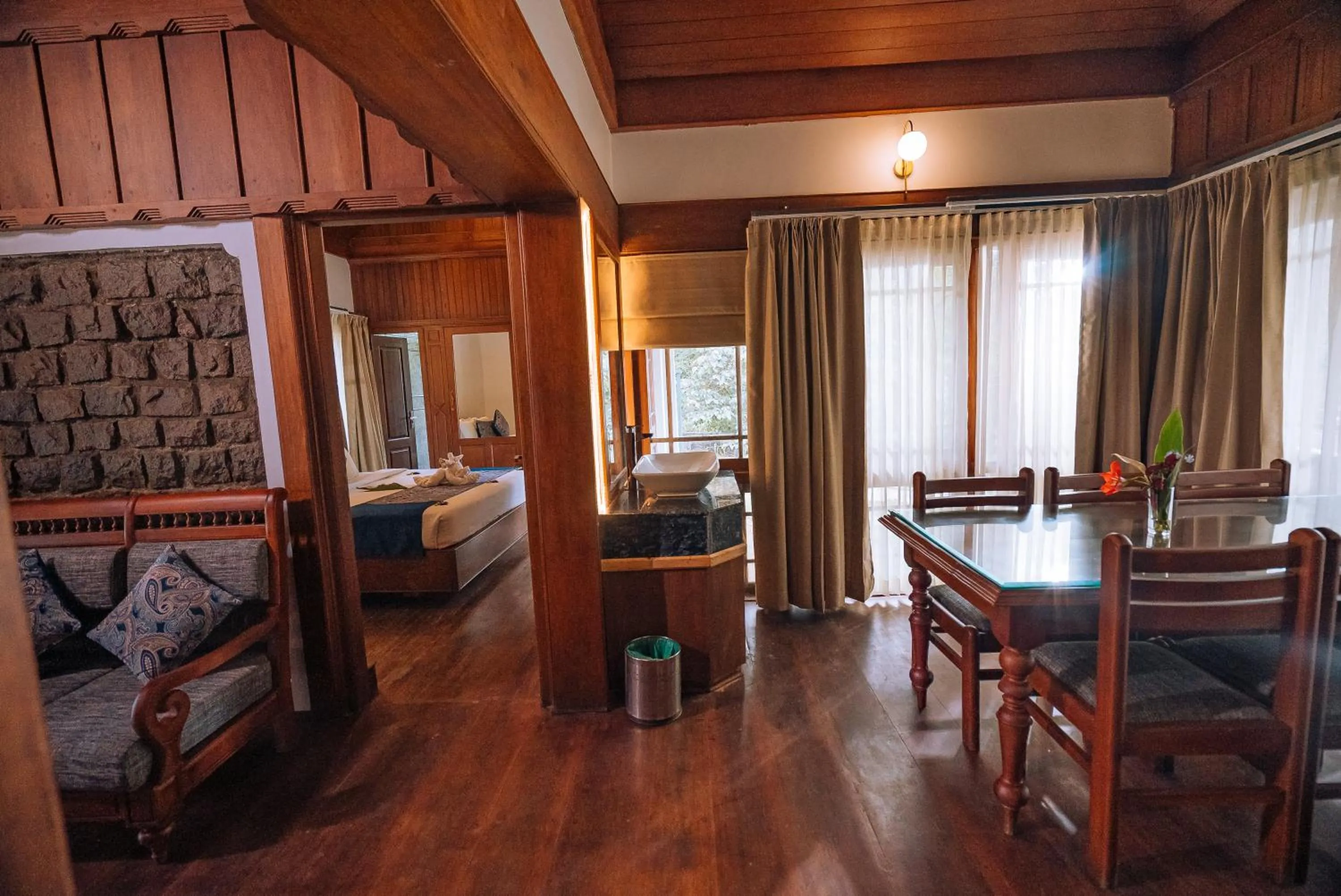 Bed in Elixir Woods Luxury Resort And Spa, Munnar