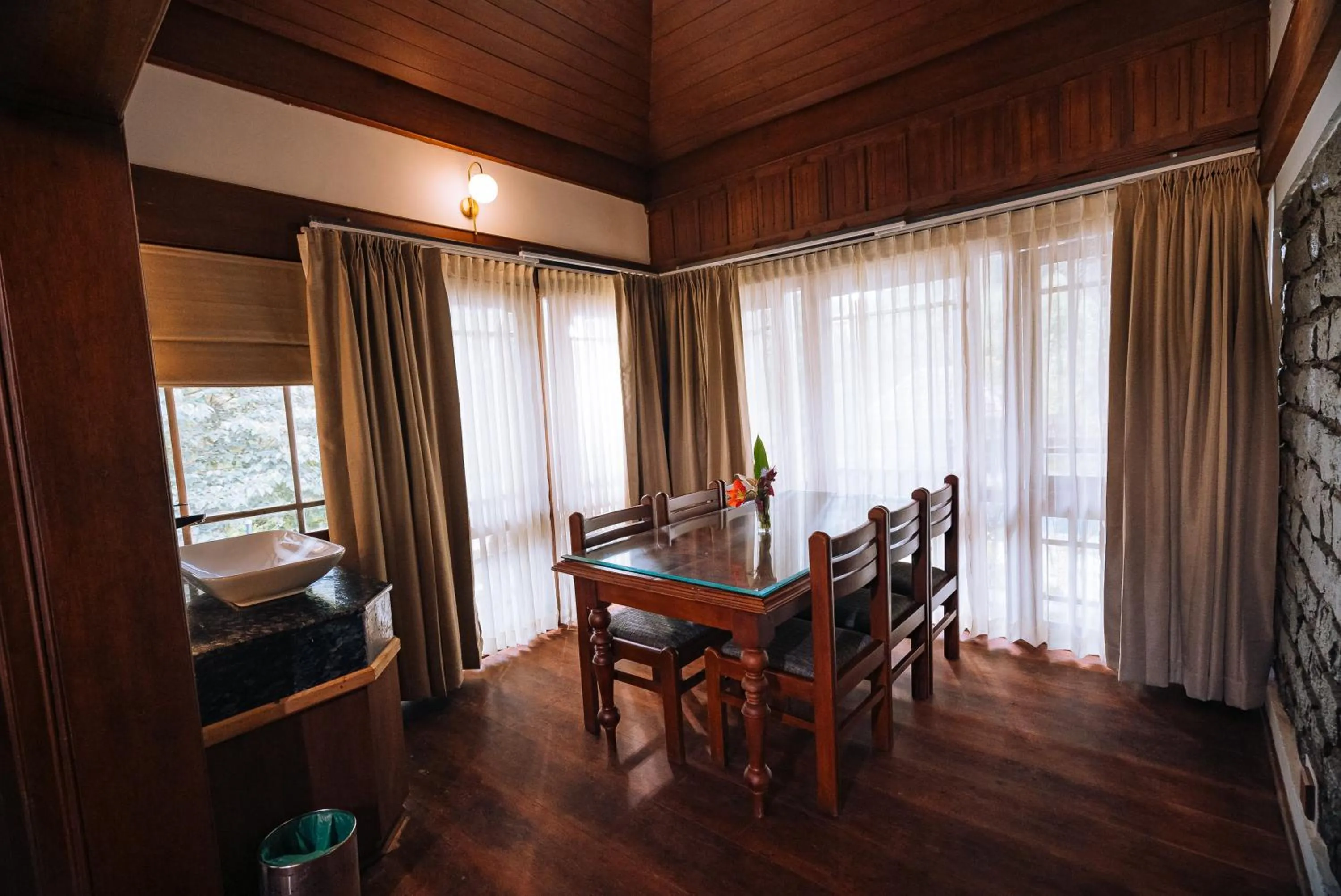 Living room in Elixir Woods Luxury Resort And Spa, Munnar
