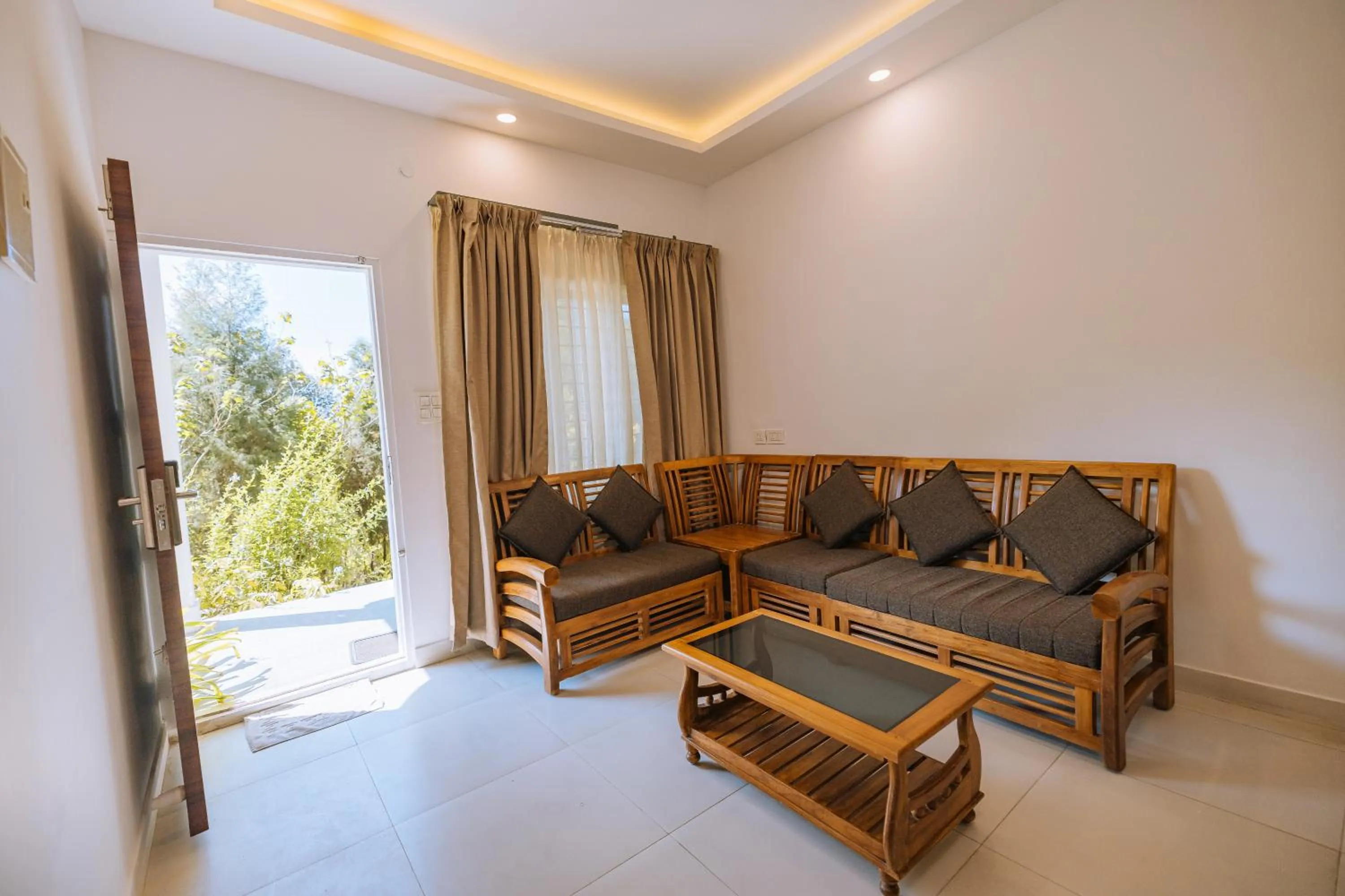 Living room in Elixir Woods Luxury Resort And Spa, Munnar