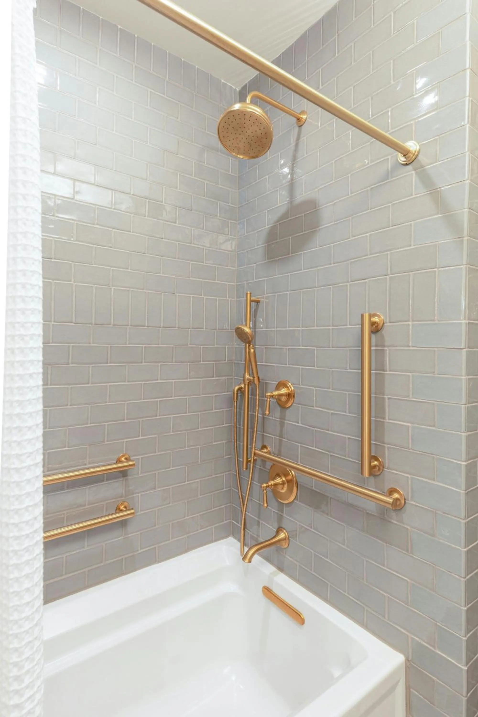 Photo of the whole room in Hotel Cleo, Knoxville Downtown, a Tribute Portfolio Hotel