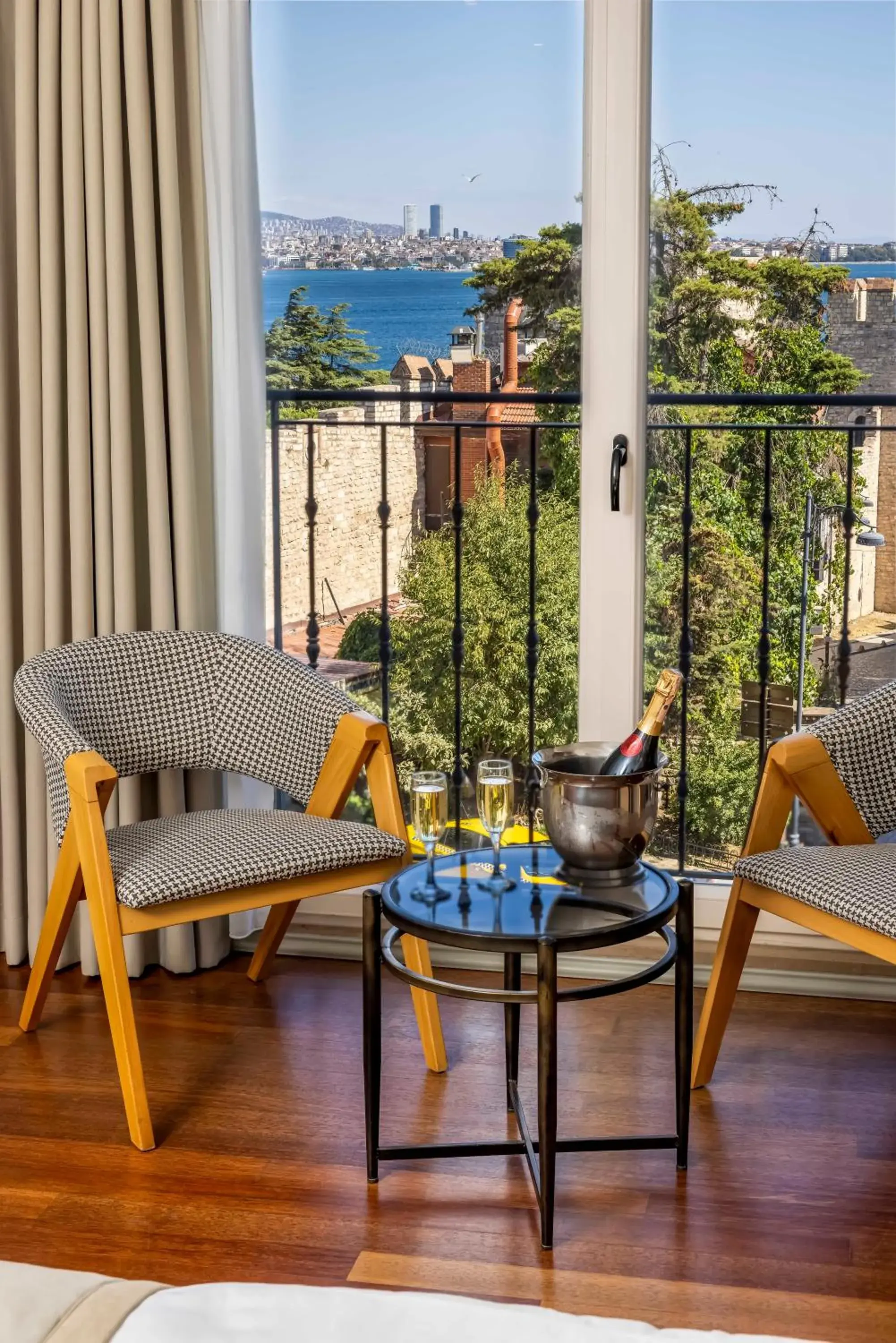 Sea view in Joyway Hotels Istanbul Sultanahmet Sea view in Joyway Hotels Istanbul Sultanahmet