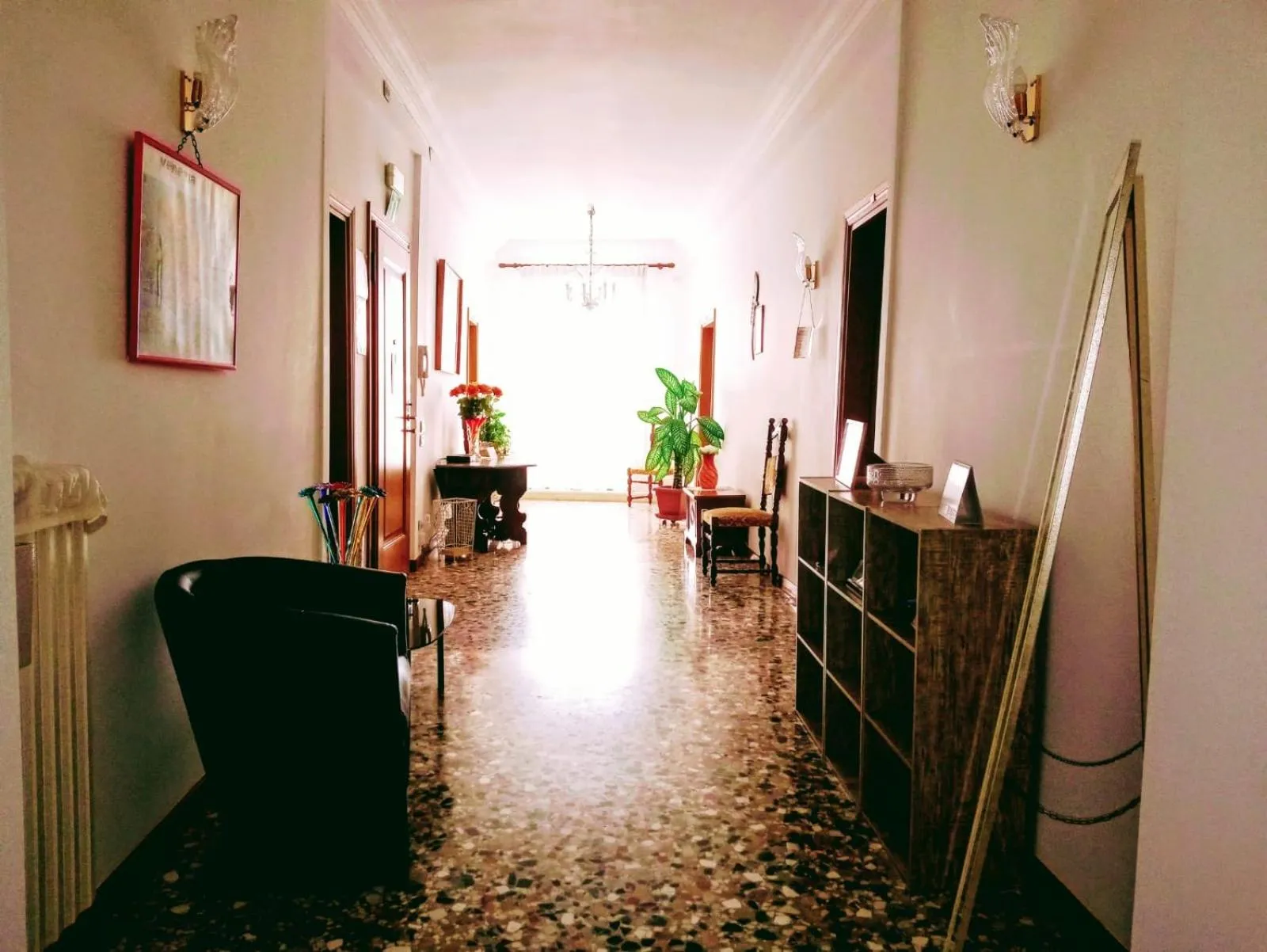 Communal lounge/ TV room in Casa Favaretto Guest House