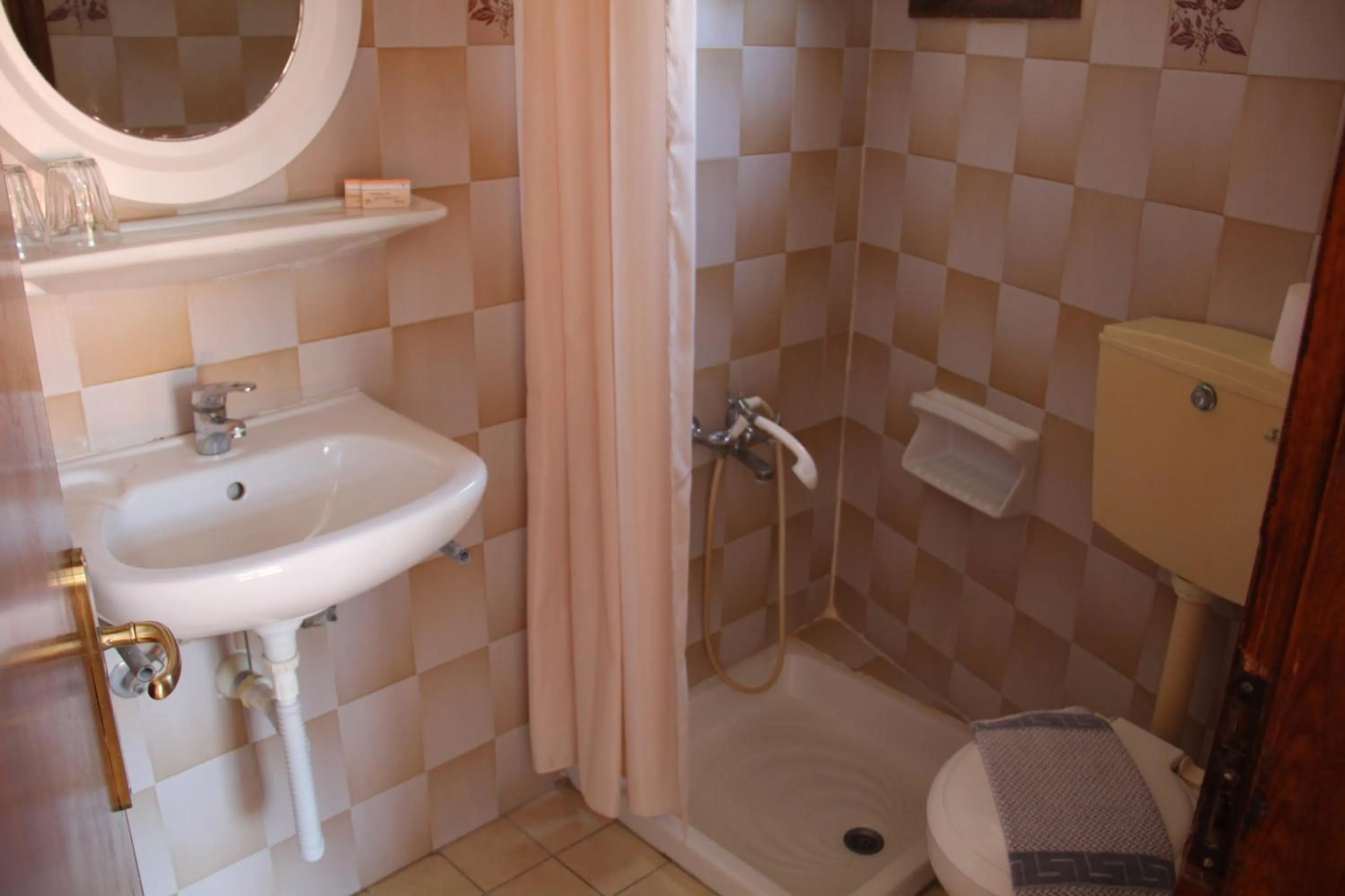 Bathroom in Hotel Stavris