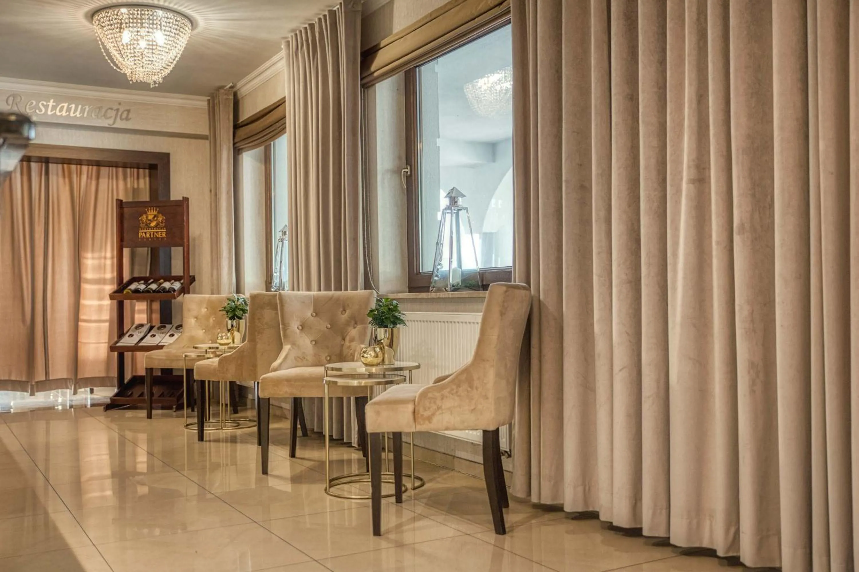 Lobby or reception in Hotel & Spa Biały Dom