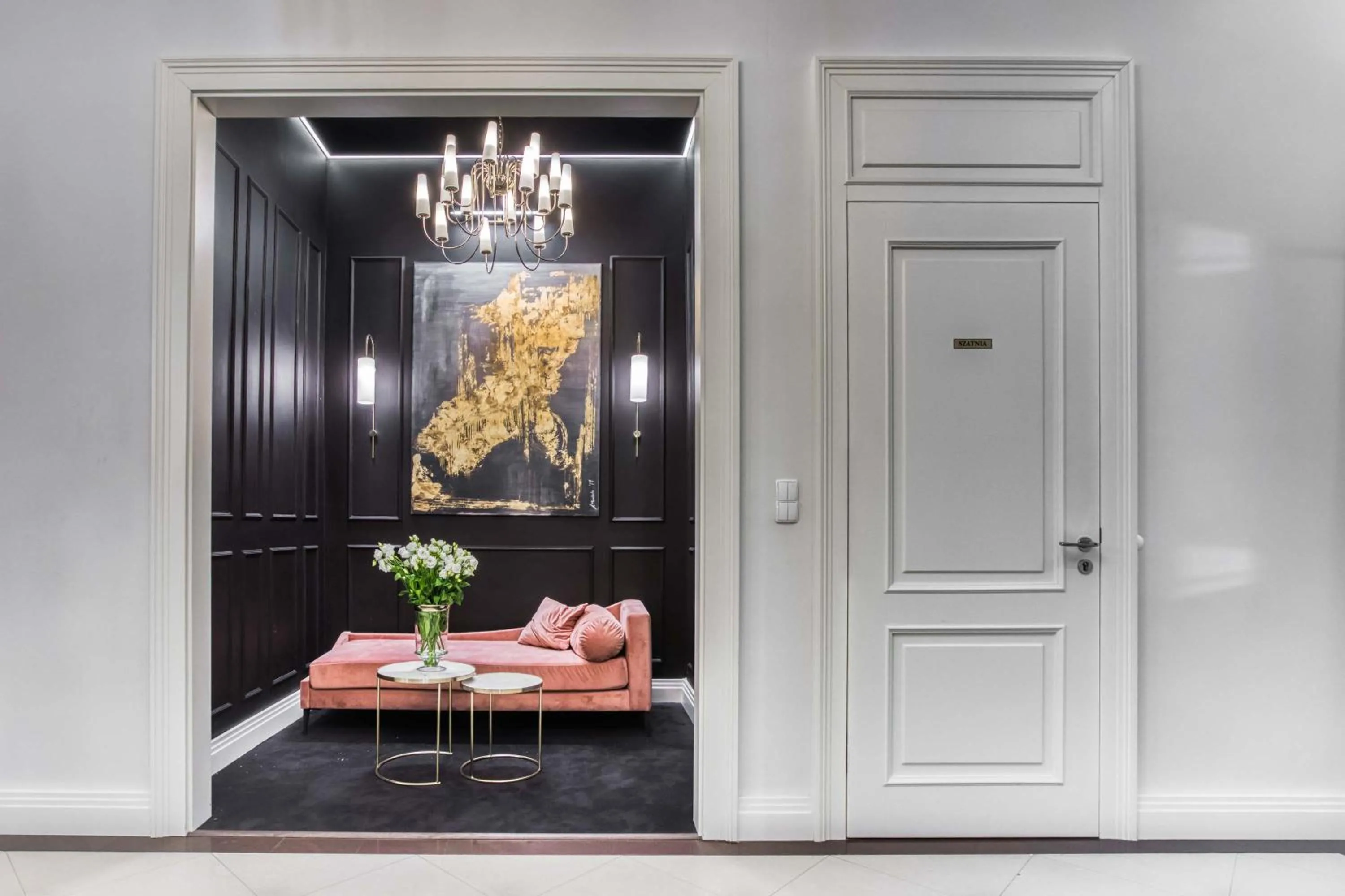 Lobby or reception in Hotel & Spa Biały Dom