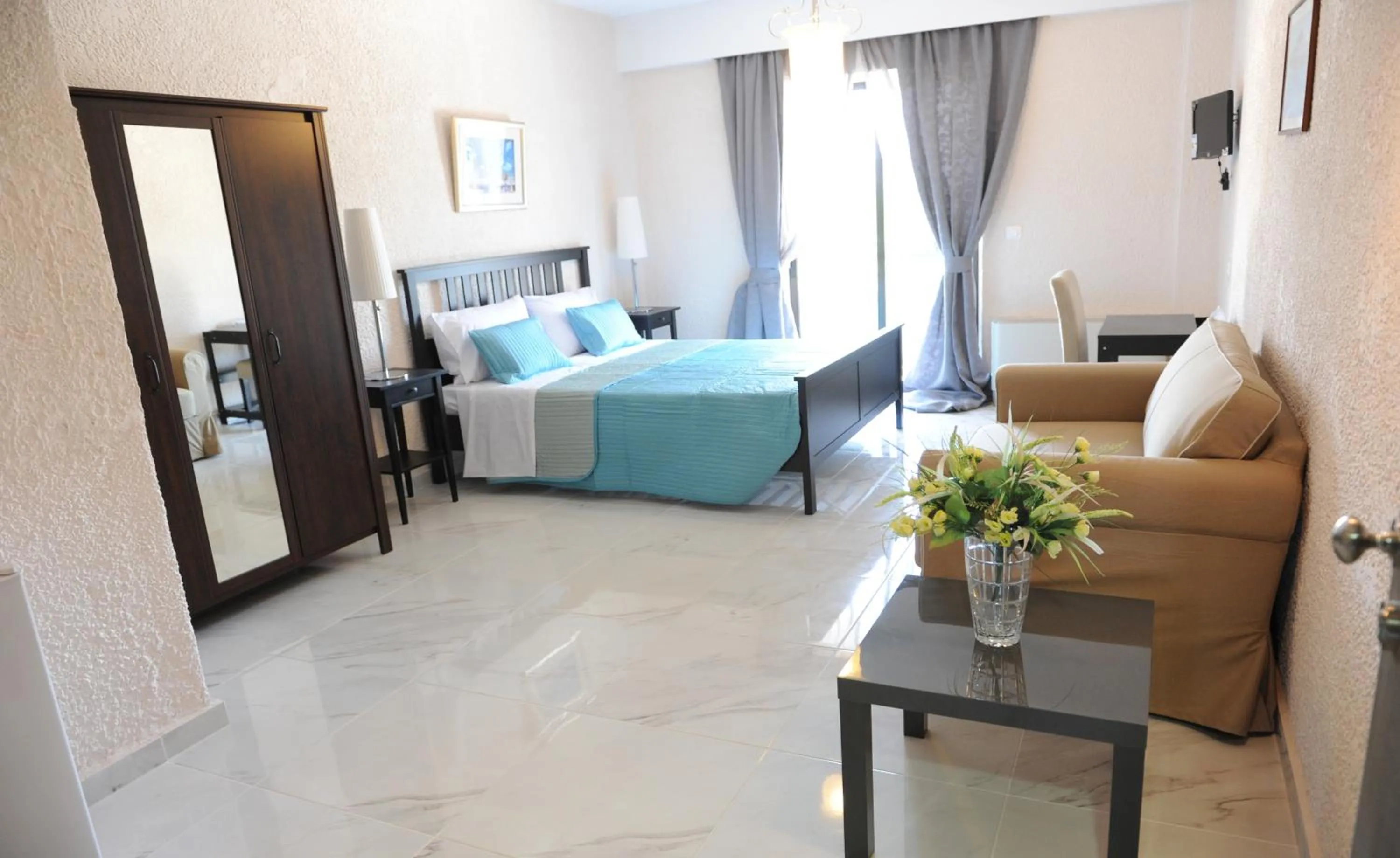 Day, Bed in Valentino Hotel