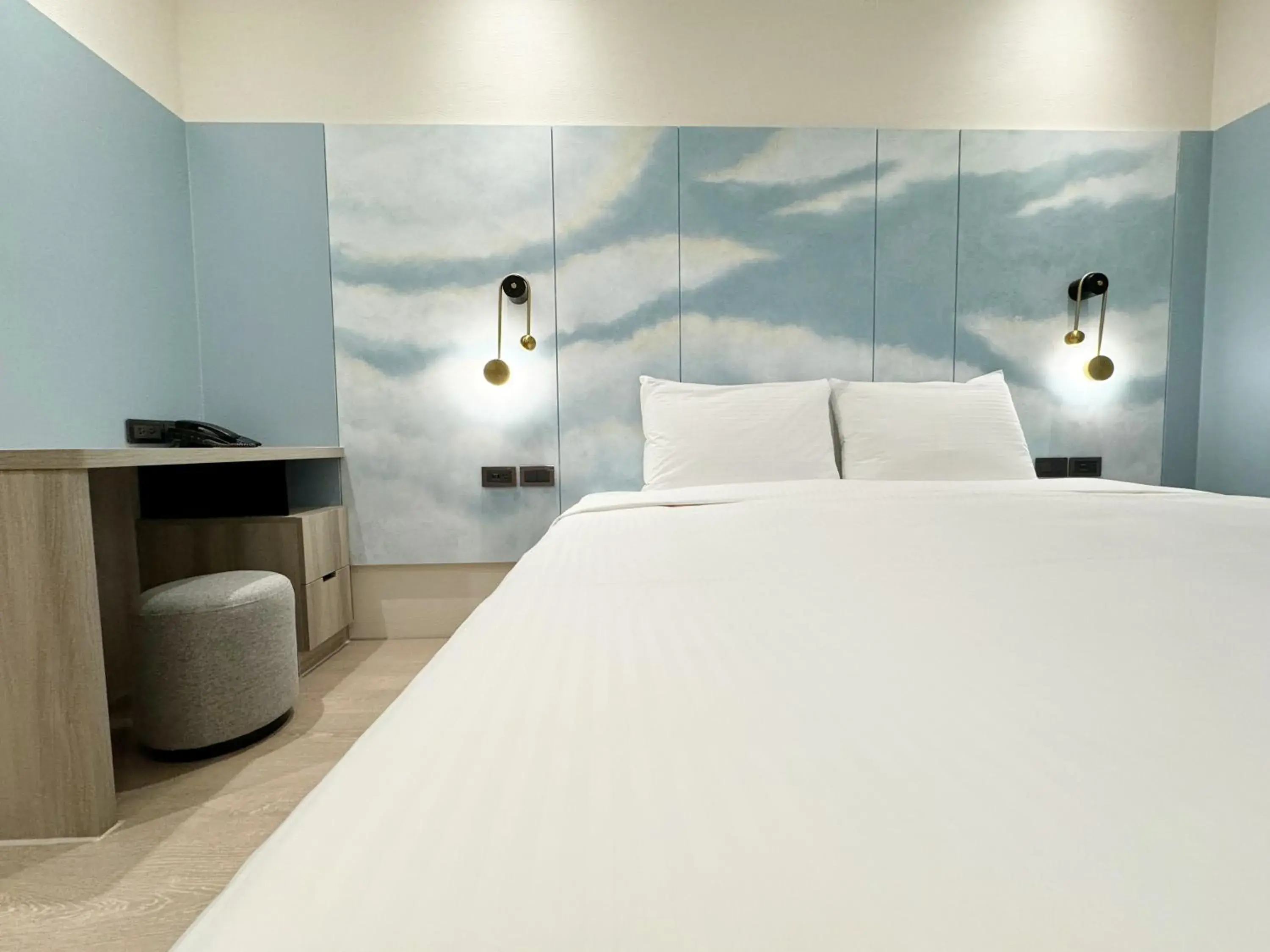 Queen Room - Disability Access in Joie de Inn Queen Room - Disability Access in Joie de Inn