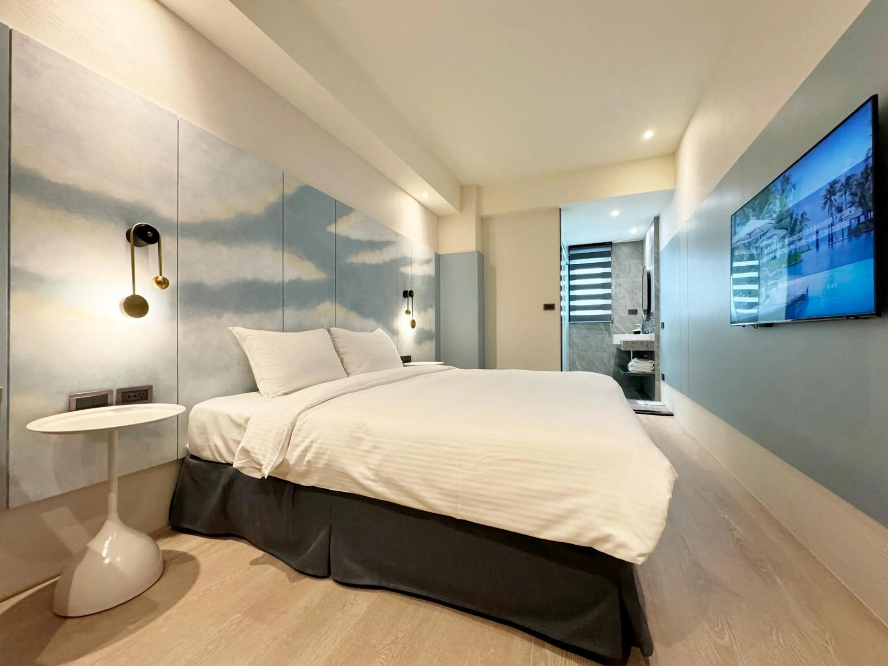 Photo of the whole room, Bed in Joie de Inn