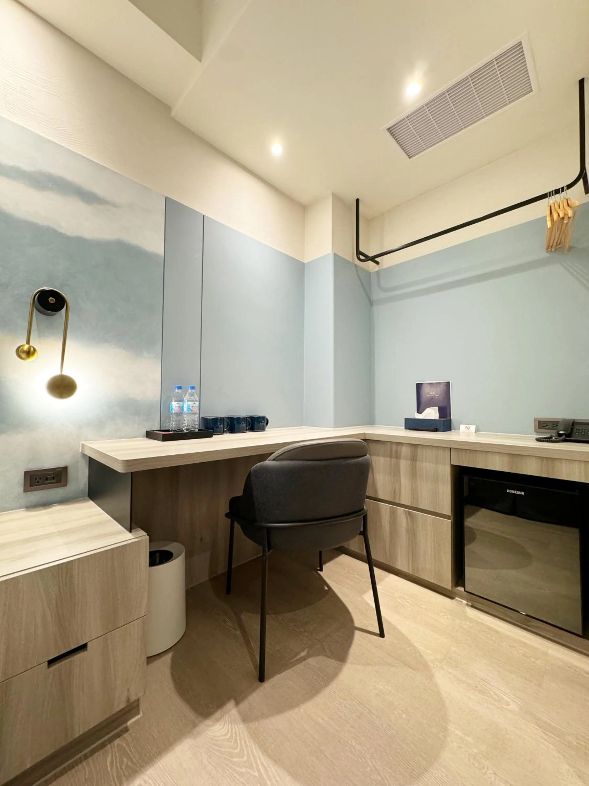 Photo of the whole room in Joie de Inn