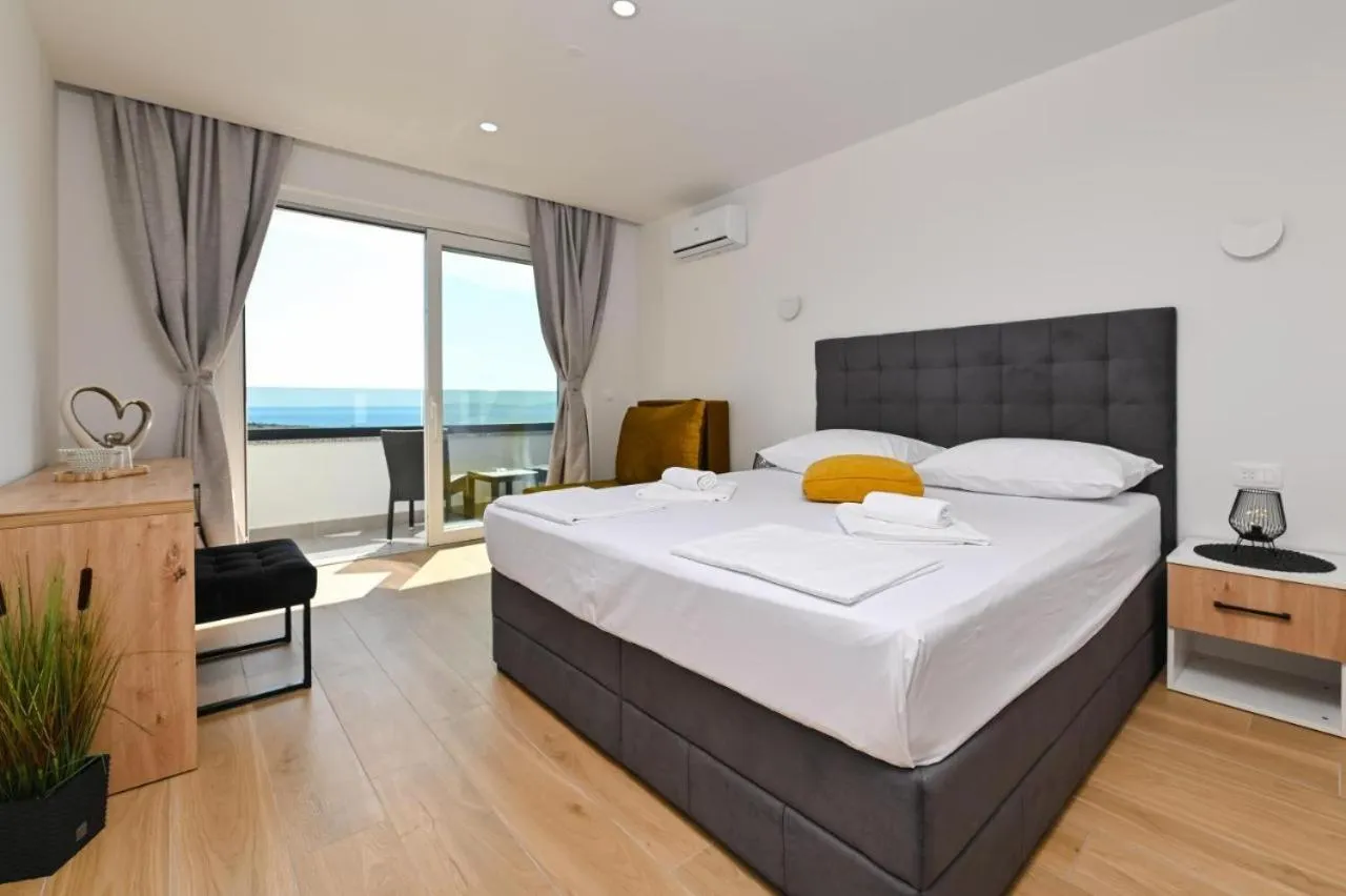 Bed in Boutique Hotel IVY'Z