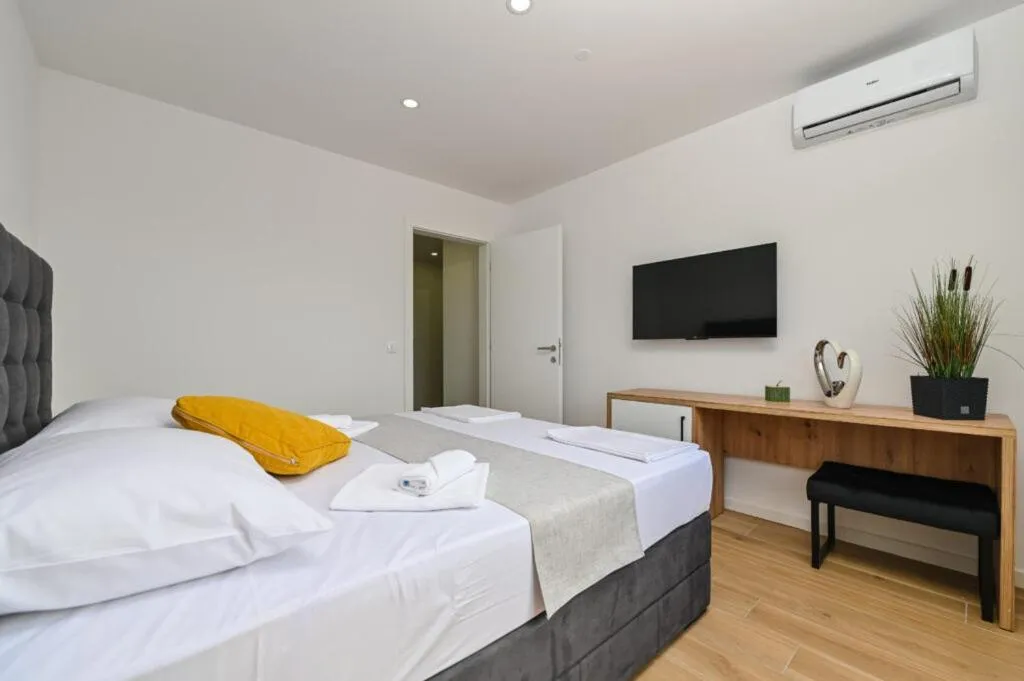 Bed in Boutique Hotel IVY'Z