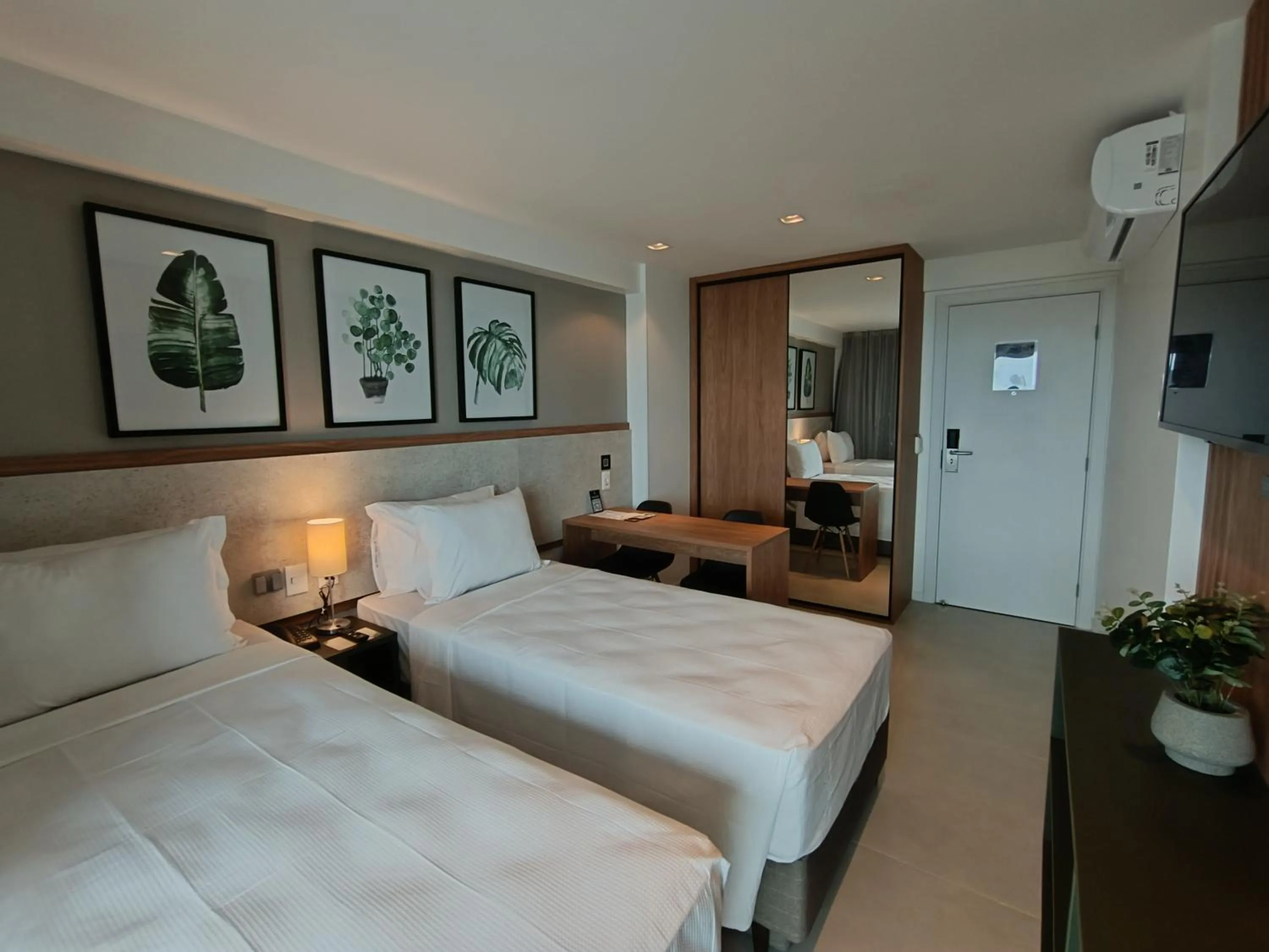 Bed in RN Studio Premium