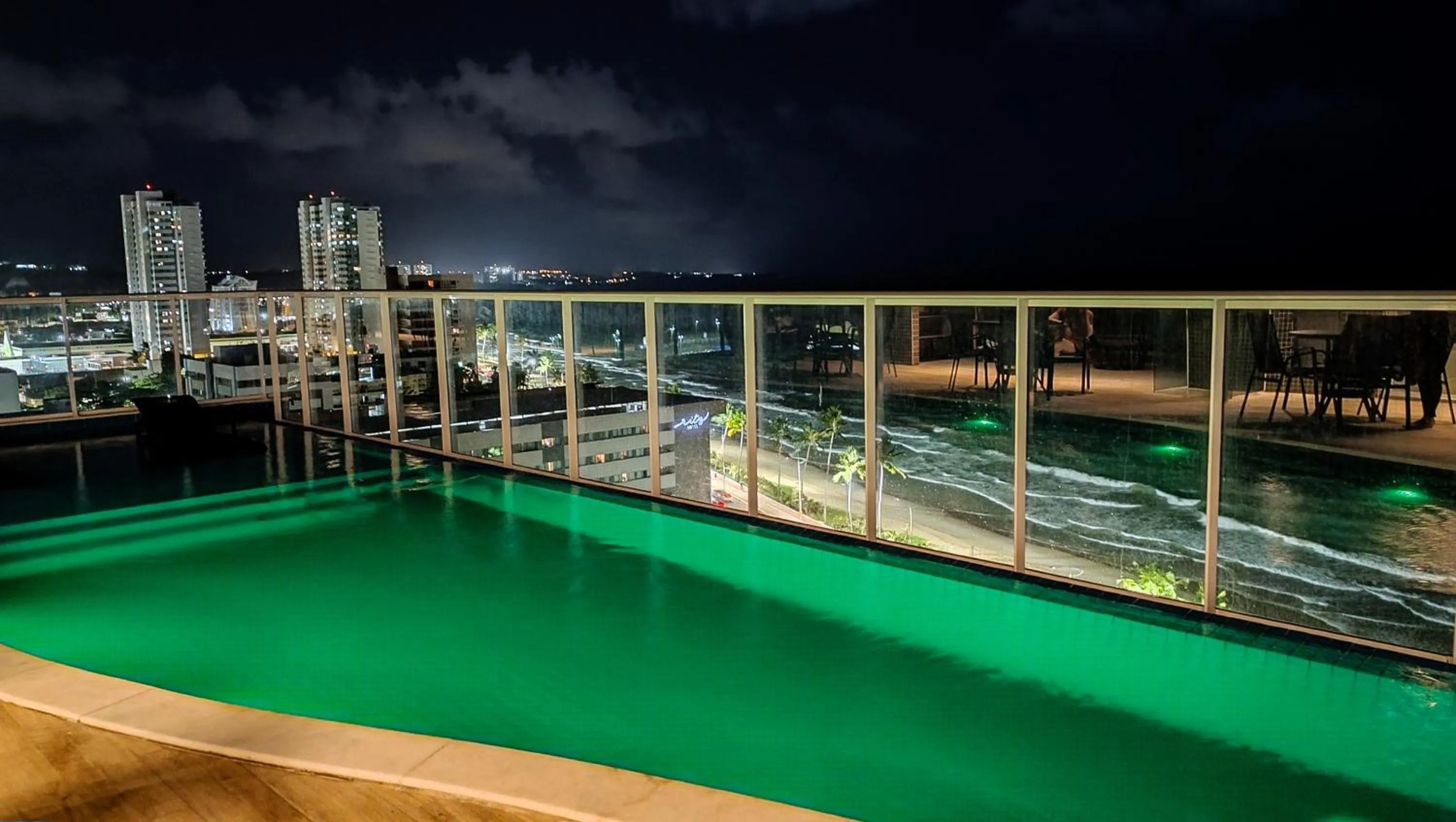 Night in RN Studio Premium