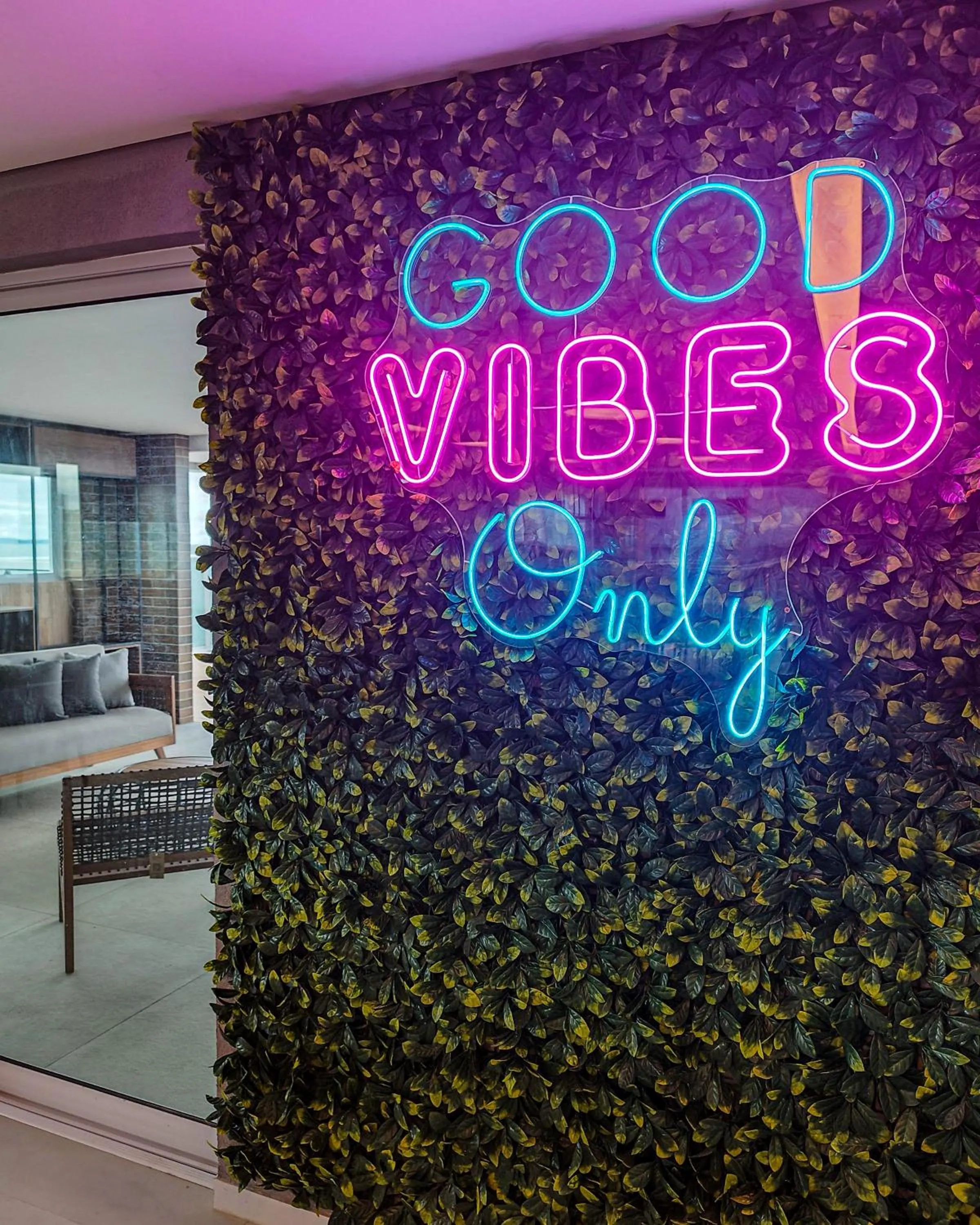 Billiard in RN Studio Premium