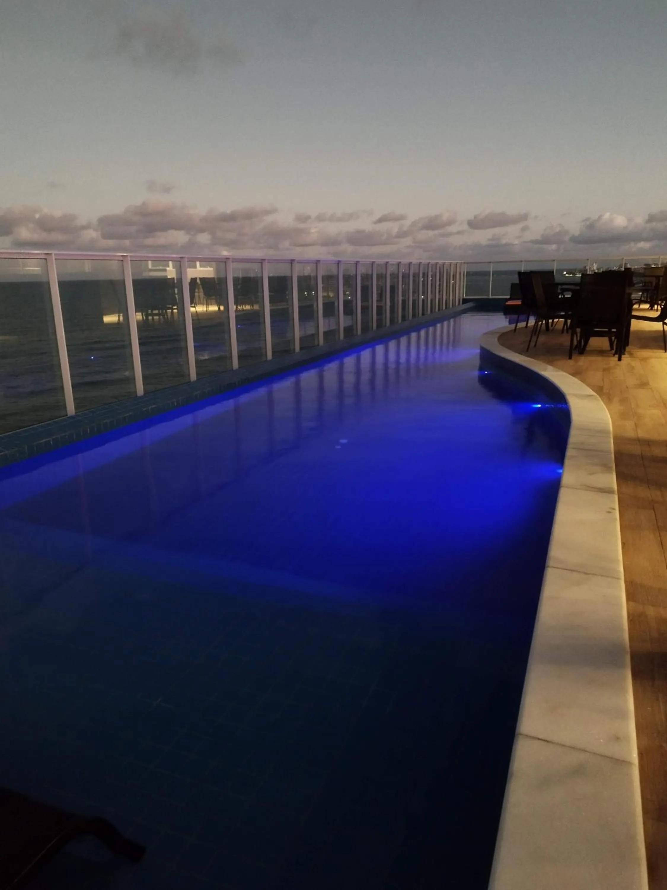 Night in RN Studio Premium