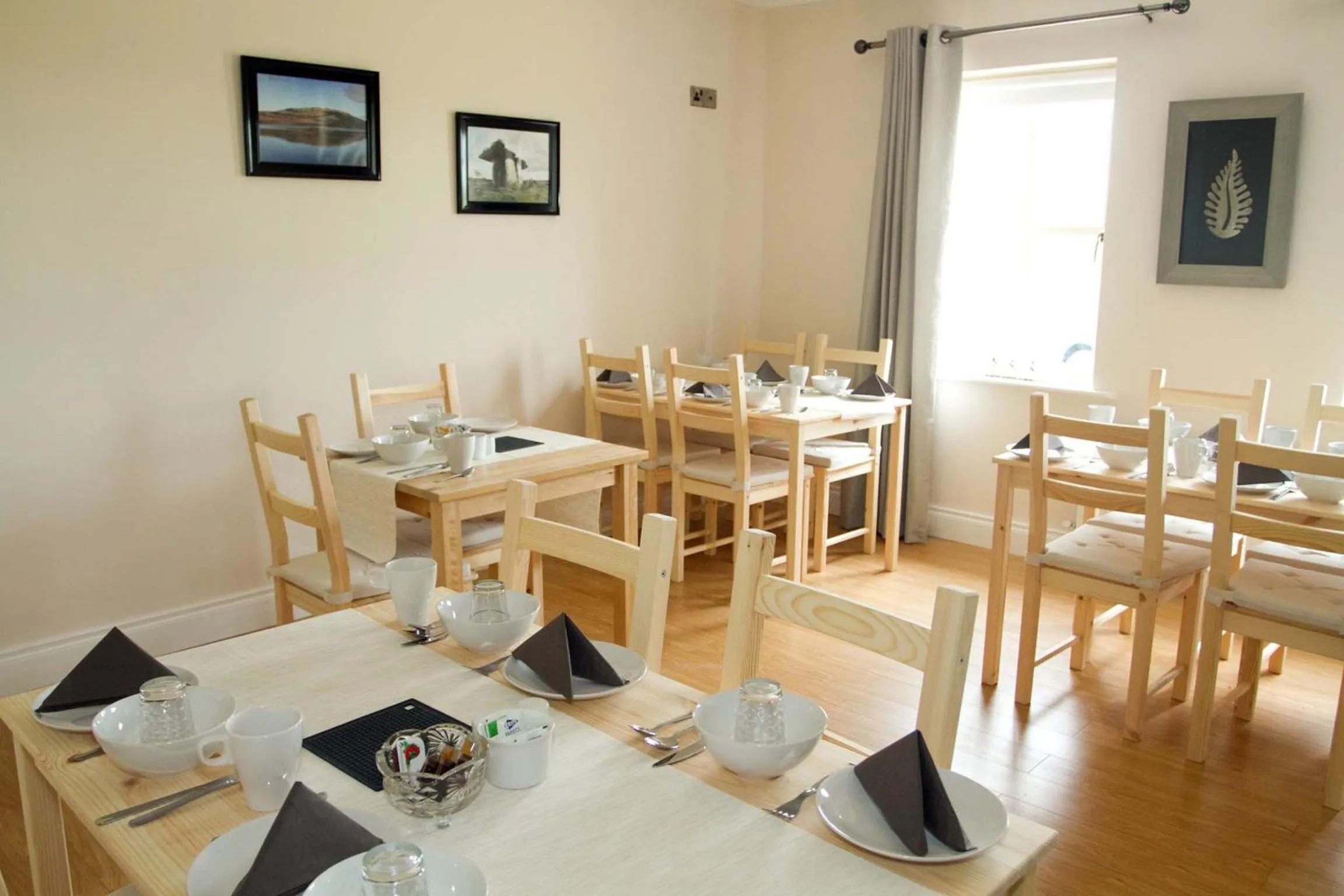 Restaurant/places to eat in Cahermaclanchy House