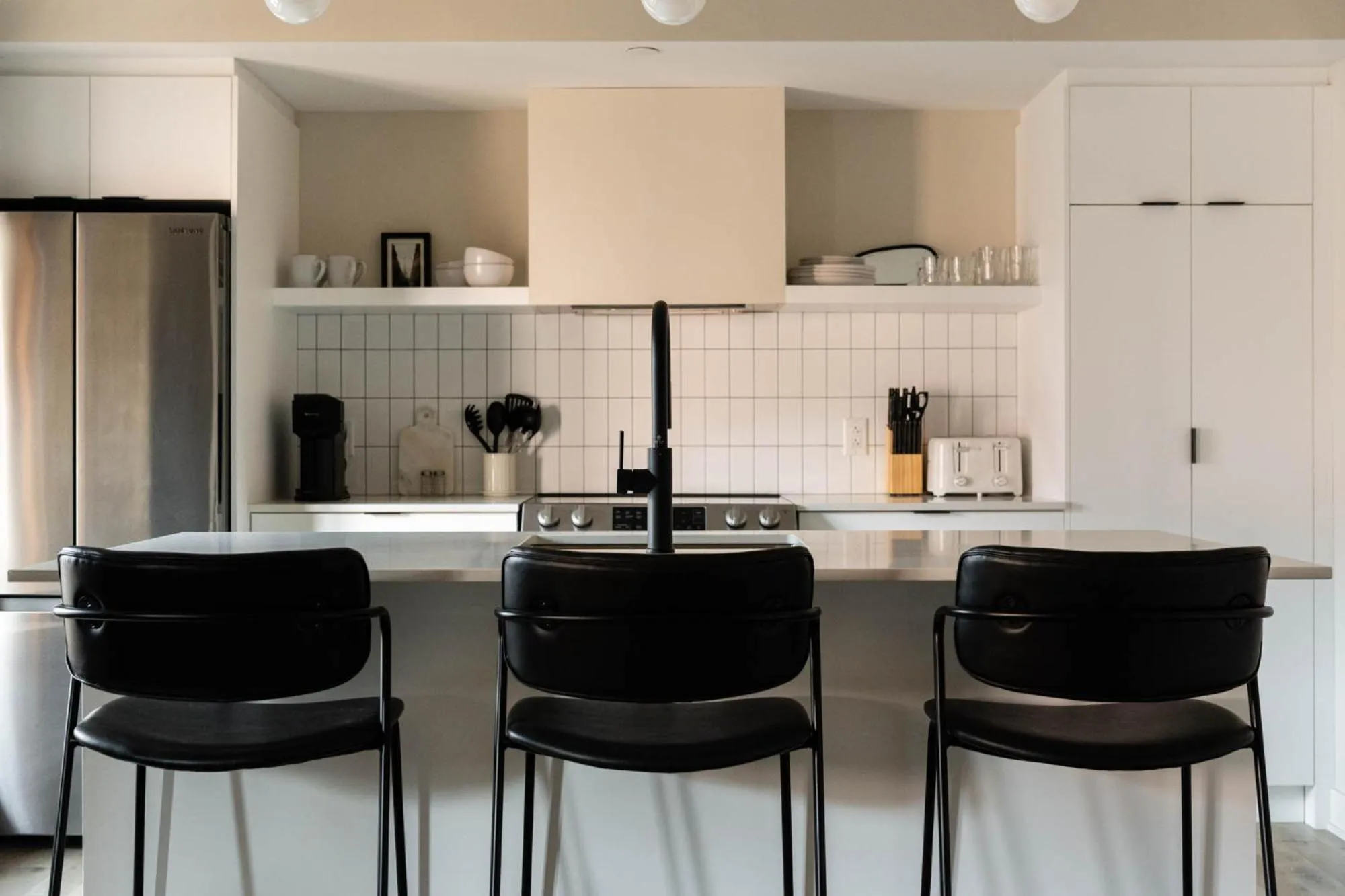 Kitchen or kitchenette in Maison Place Royale by Luxury In Transit