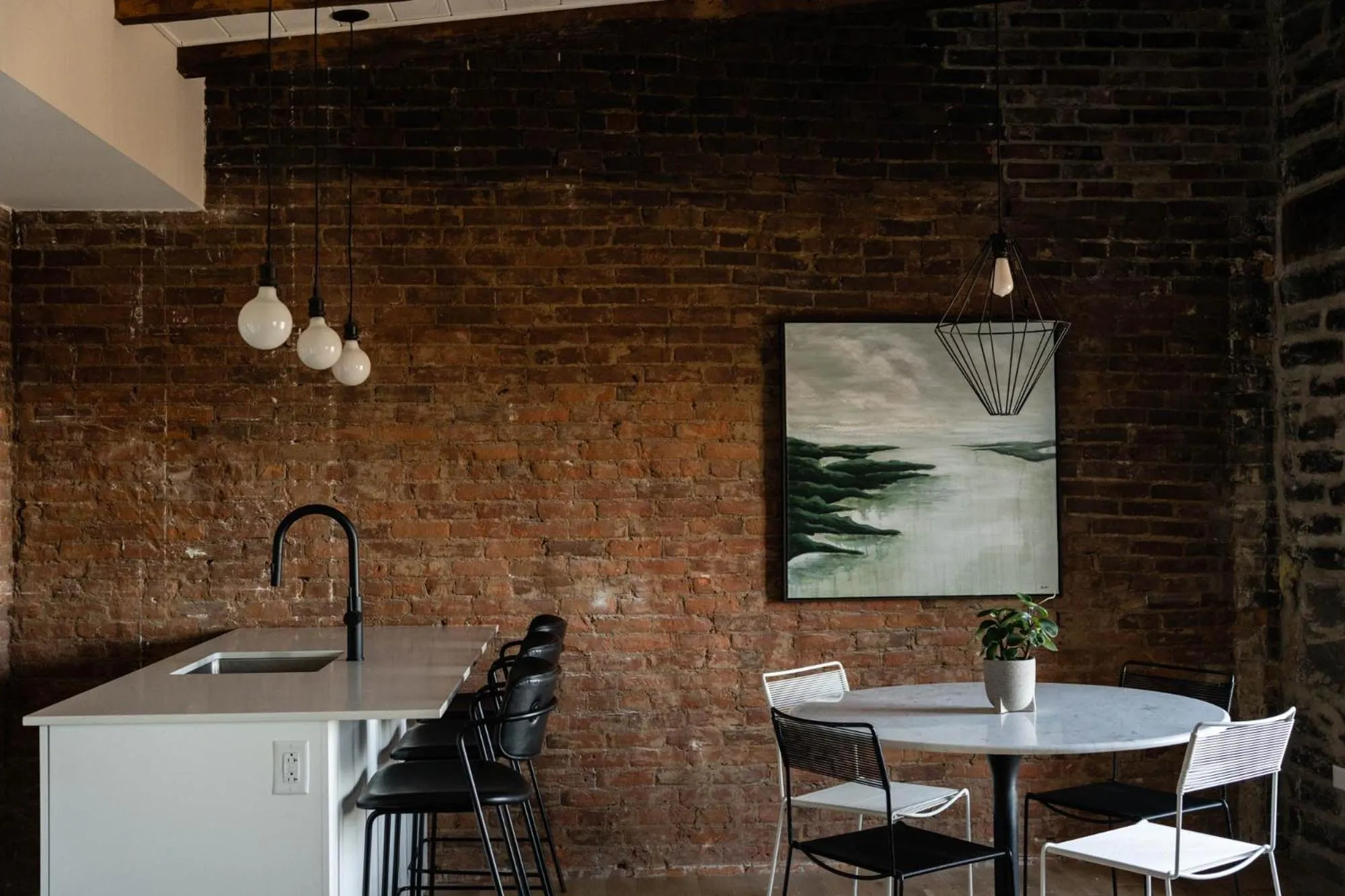 Kitchen or kitchenette in Maison Place Royale by Luxury In Transit