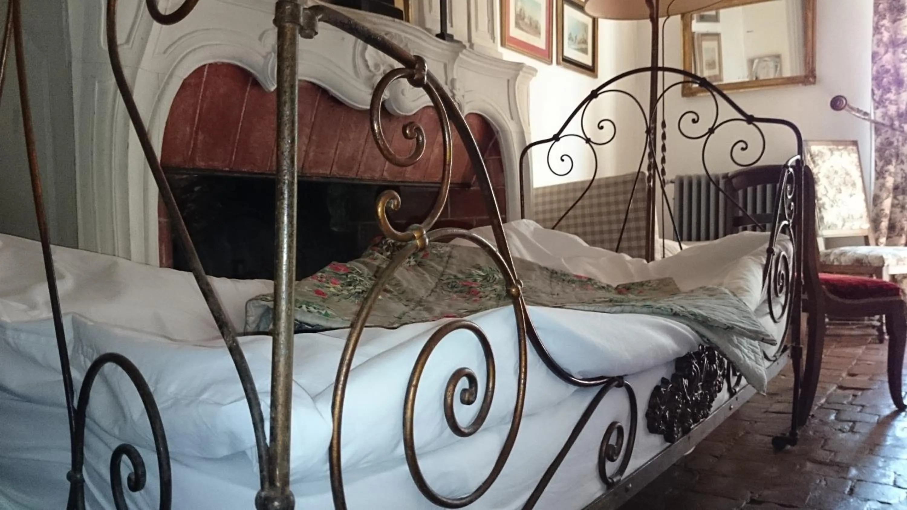 Bed in Chateau de Durianne