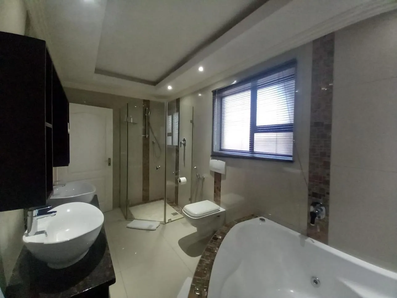 Loddey`s Guest House - by Beach Collection