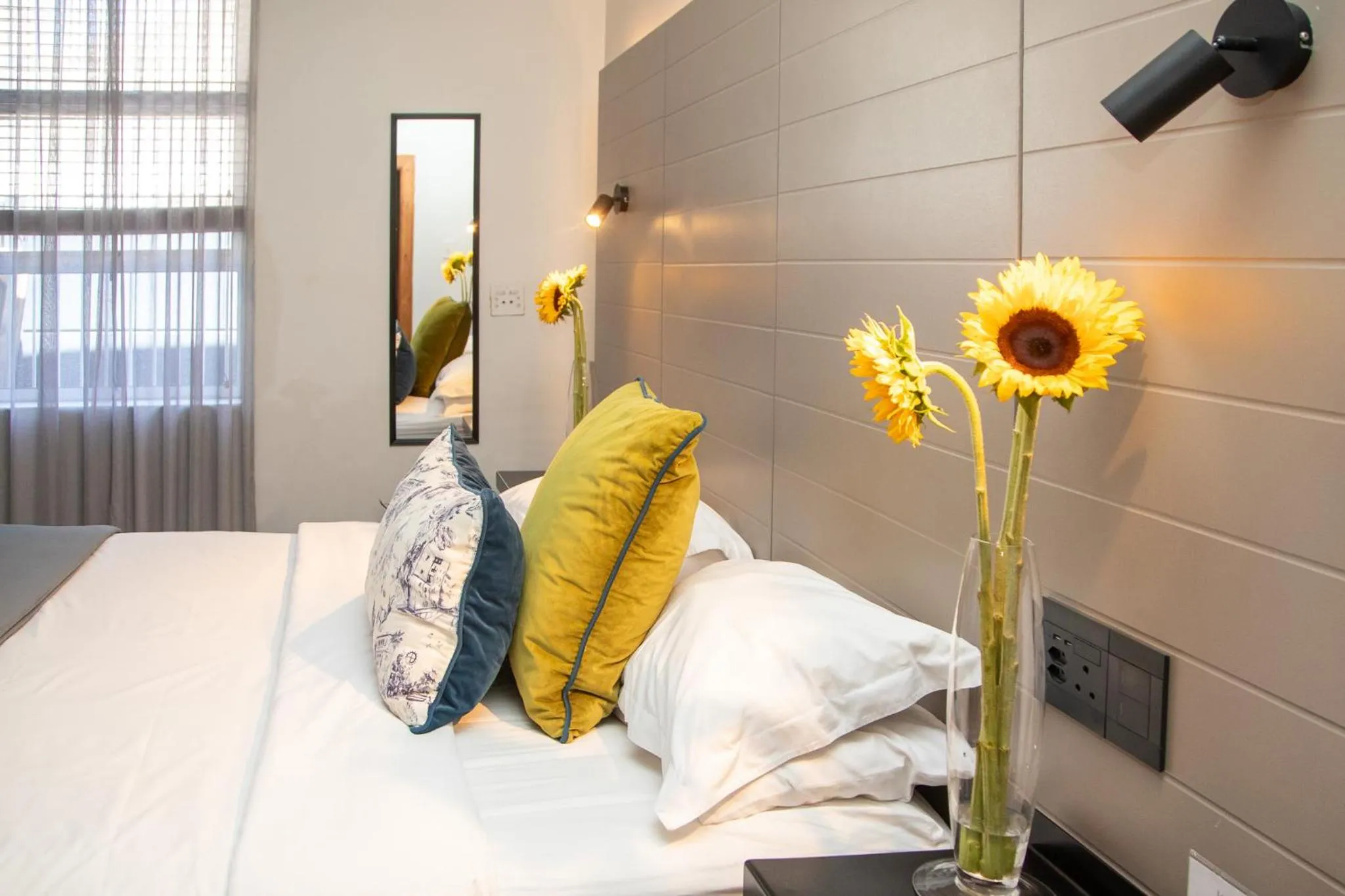 Bed in Loddey`s Guest House - by Beach Collection