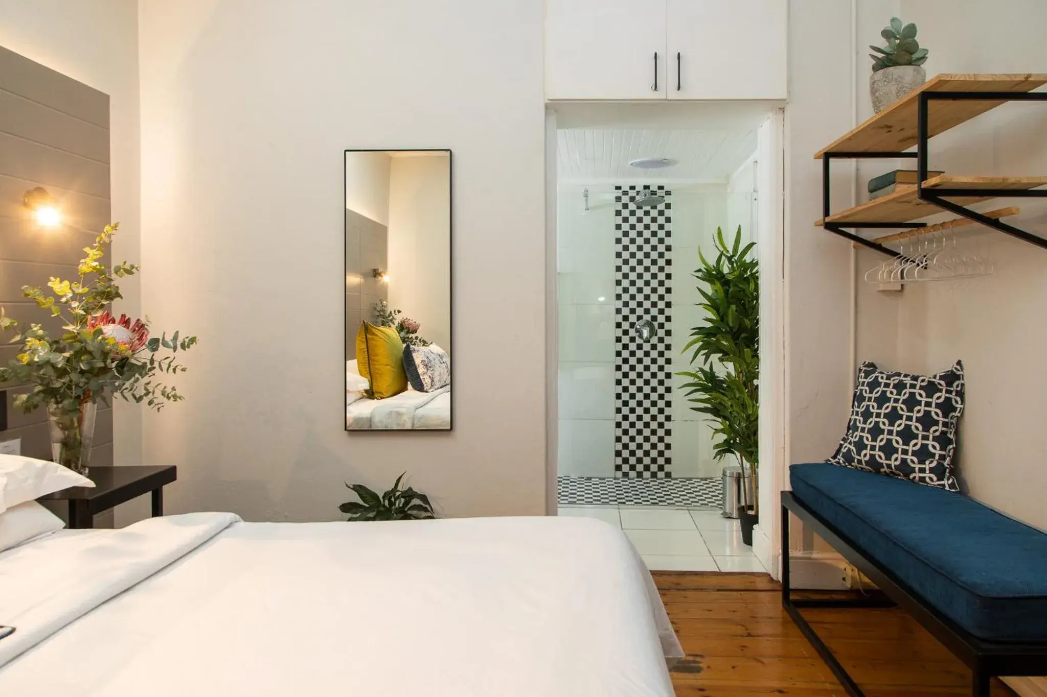 Double or Twin Room in Loddey's Guesthouse by Beach Collection Winelands Double or Twin Room in Loddey's Guesthouse by Beach Collection Winelands