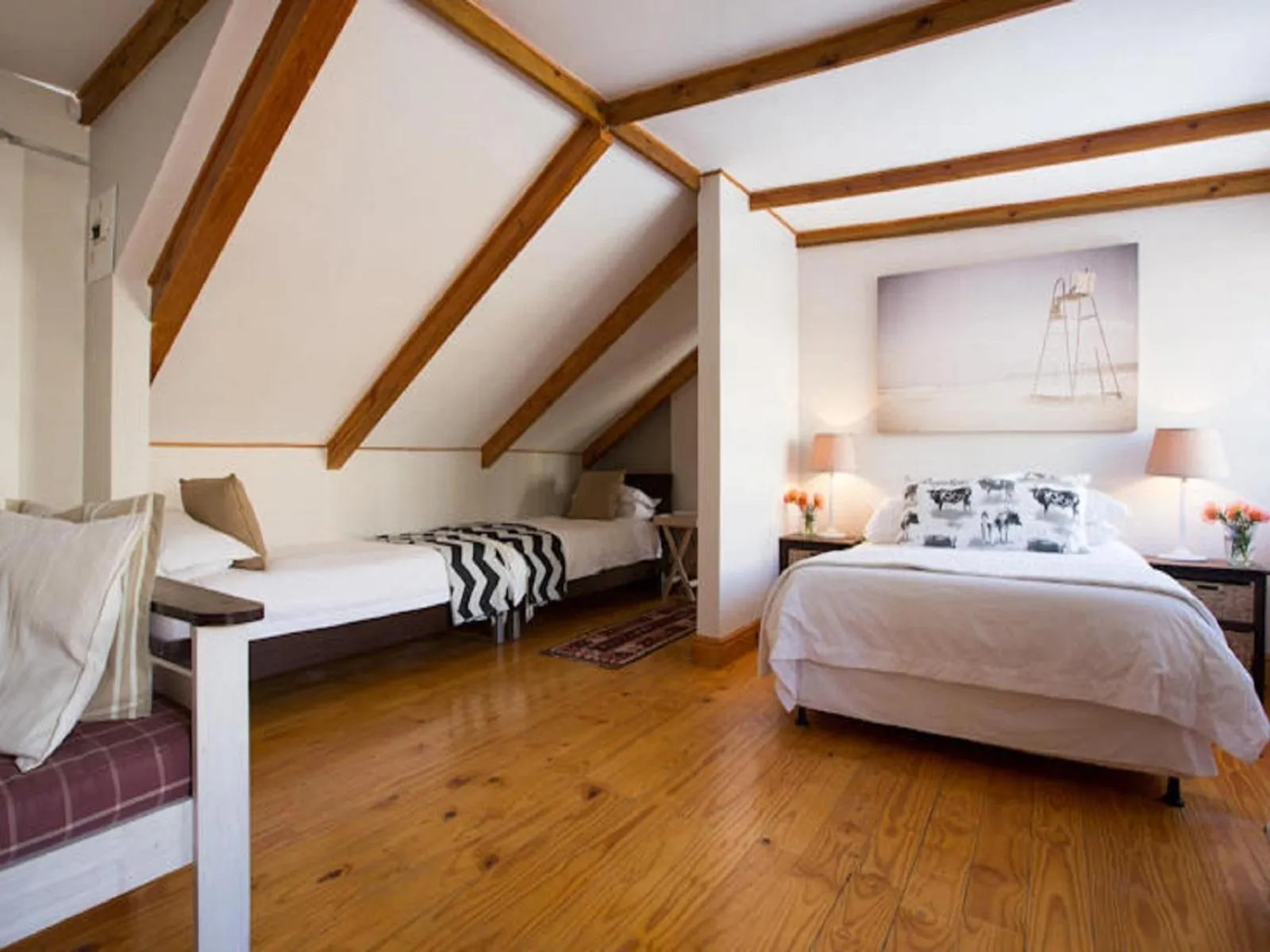 Bed in Loddey`s Guest House - by Beach Collection