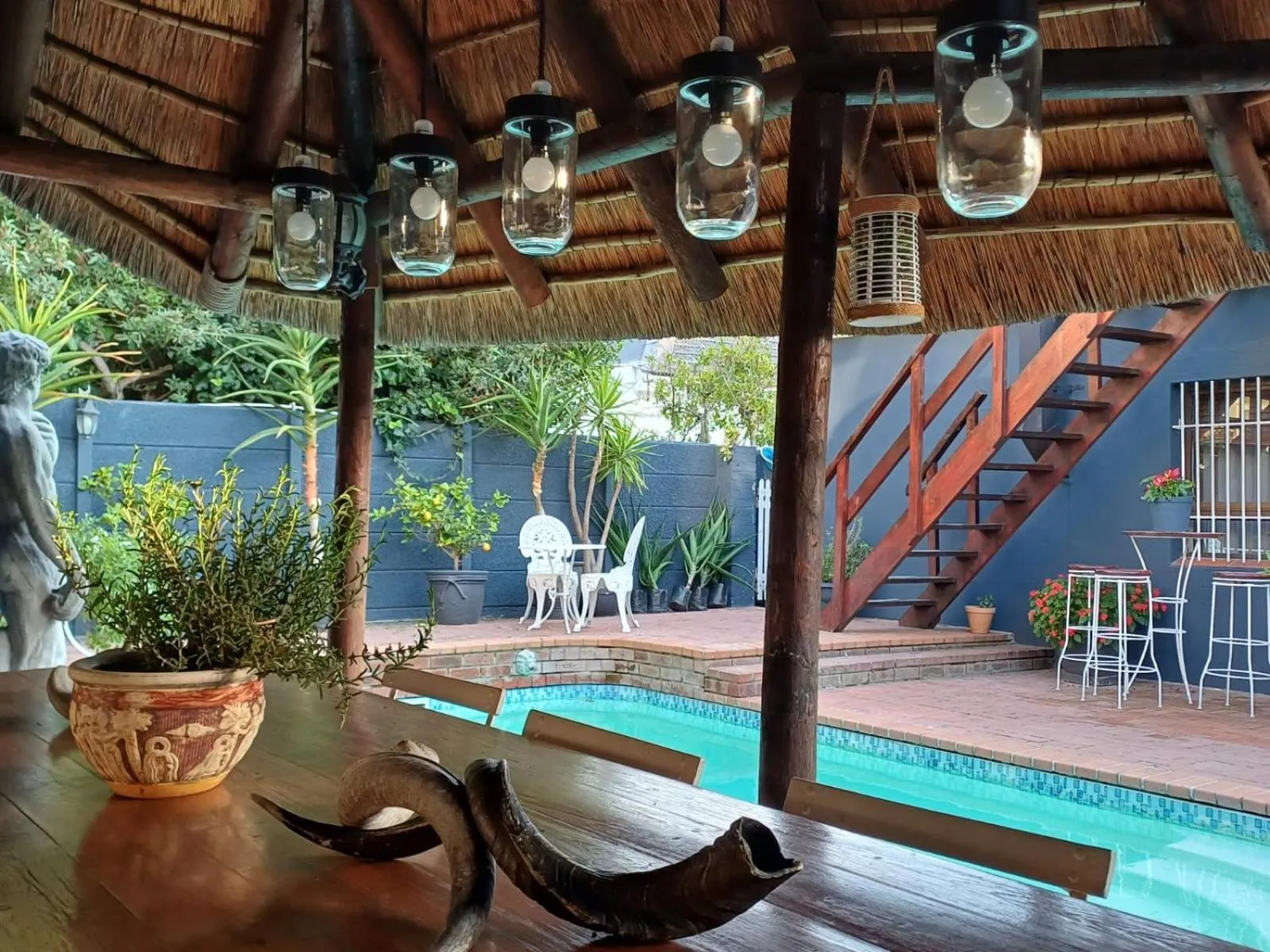 Loddey`s Guest House - by Beach Collection