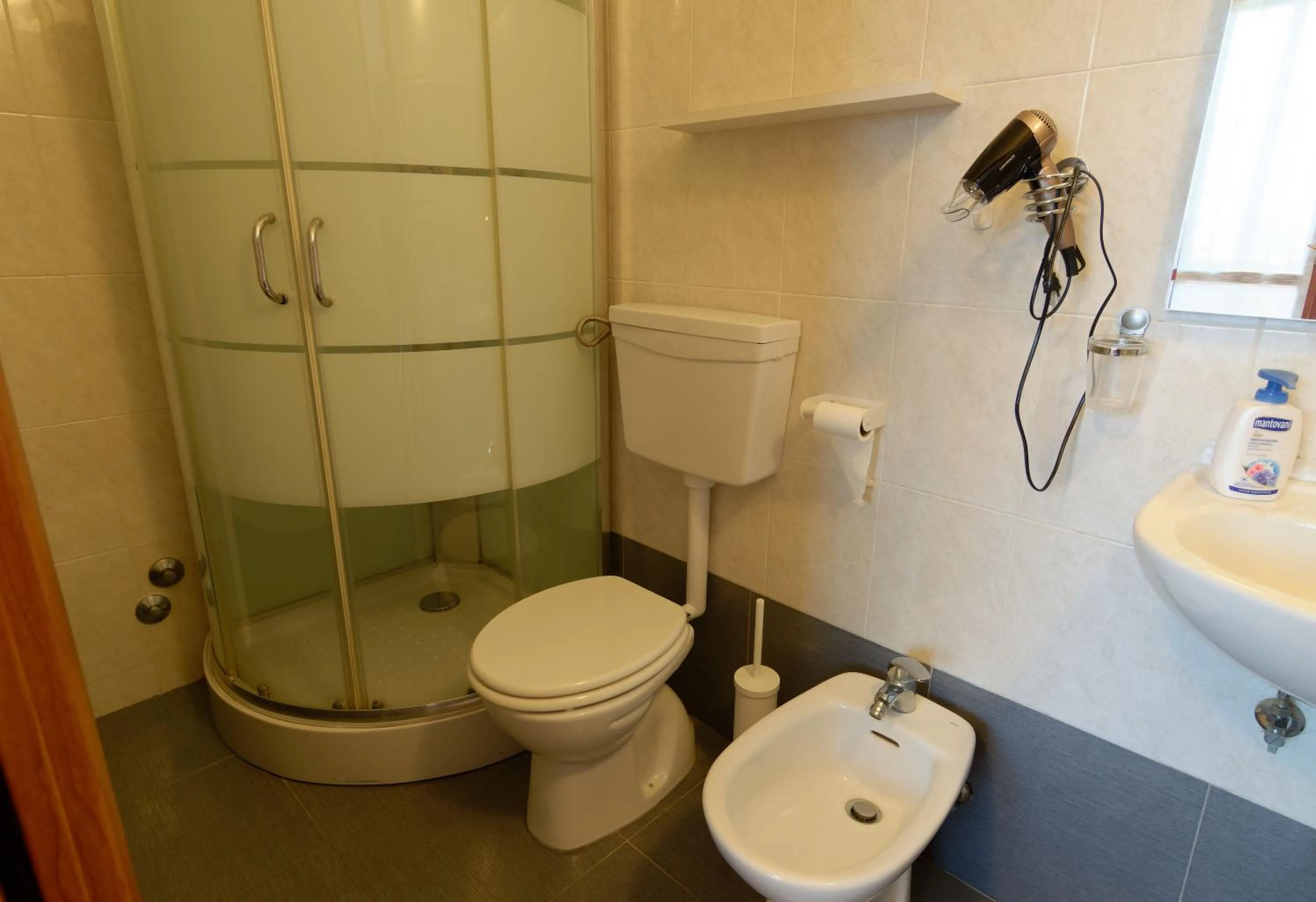 Shower in BBgreen
