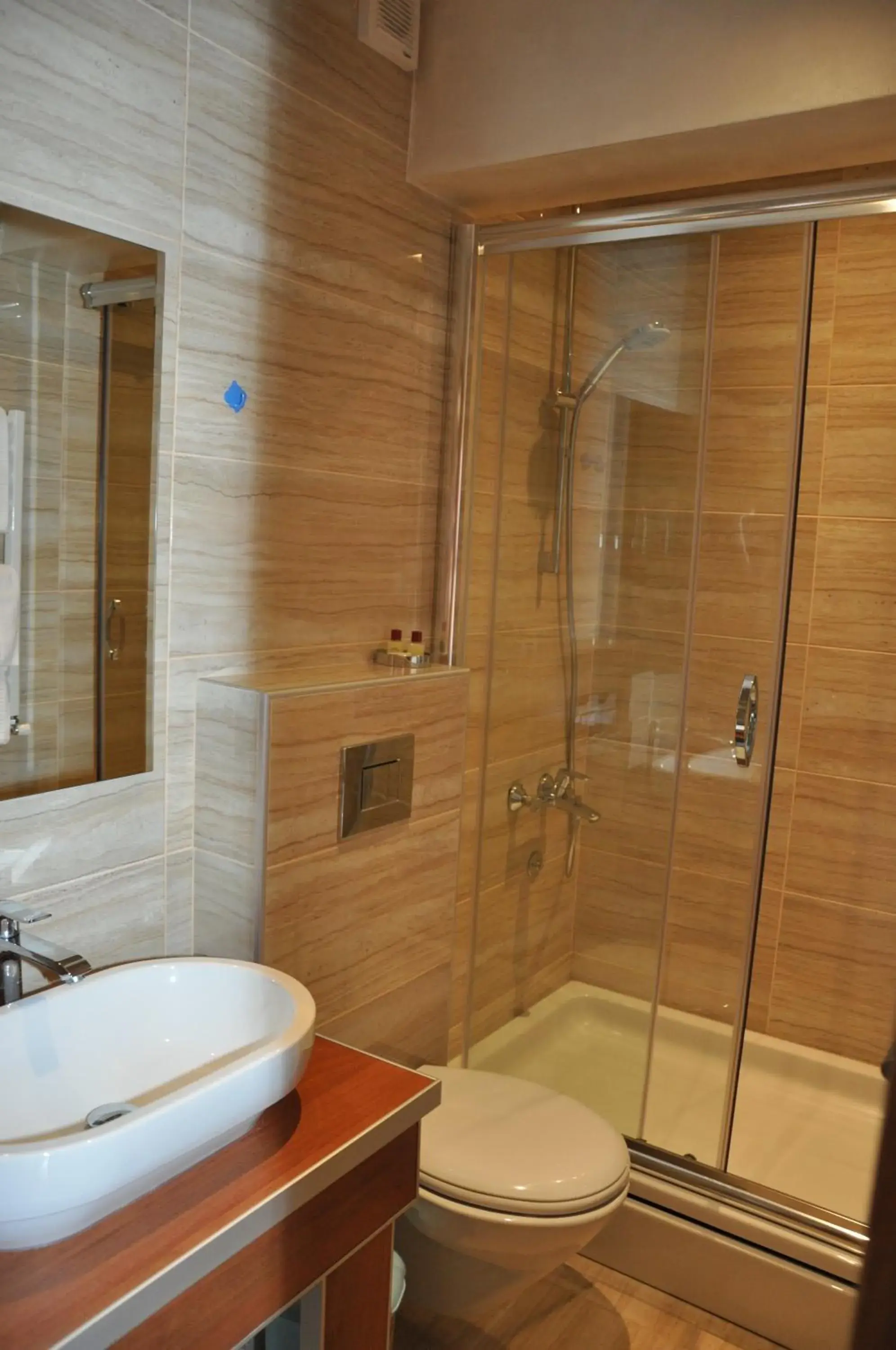 Double Room with Terrace and River View in Motel Tara MB Double Room with Terrace and River View in Motel Tara MB