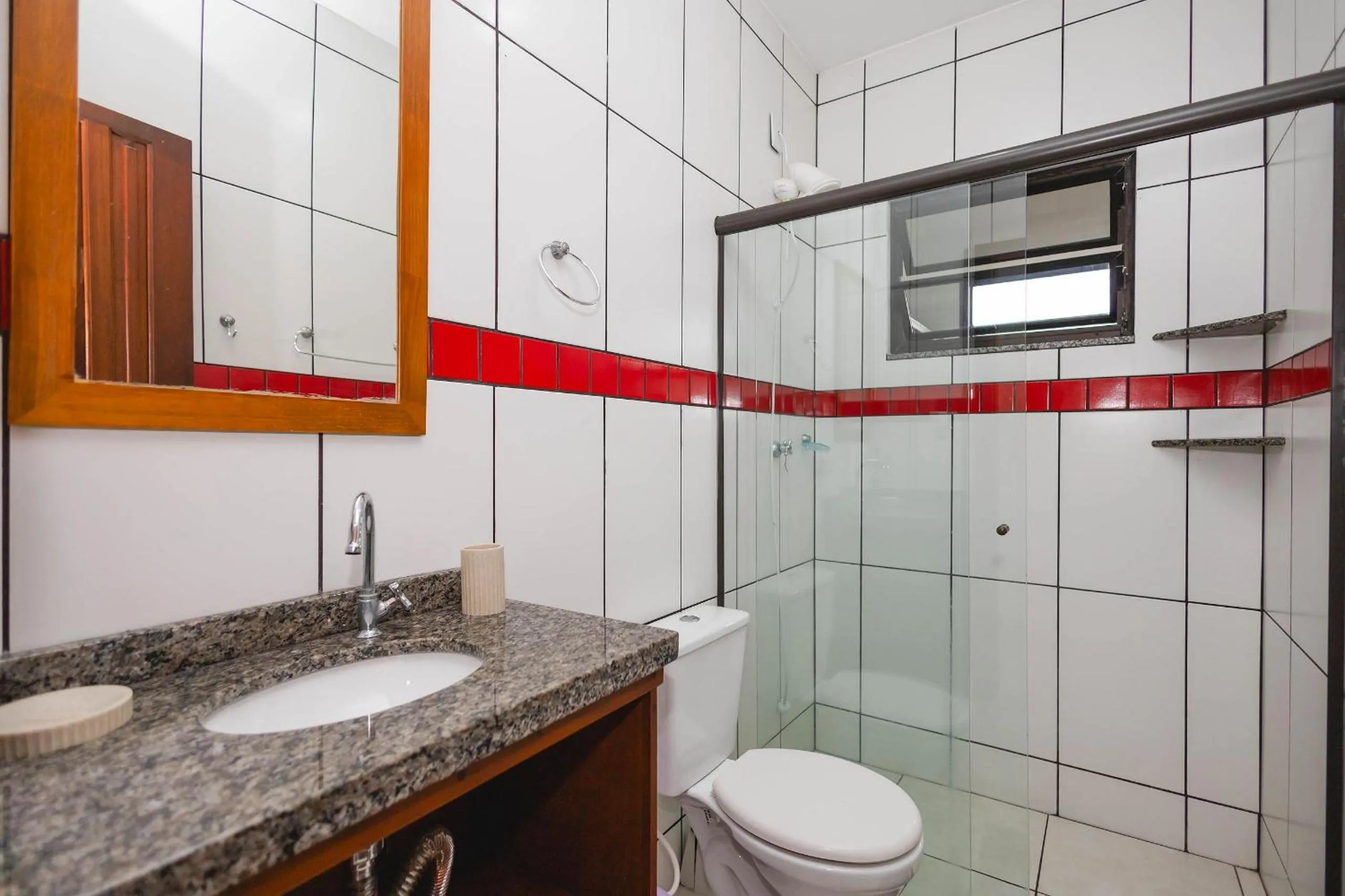 Toilet in Refúgio encantador em Piçarras