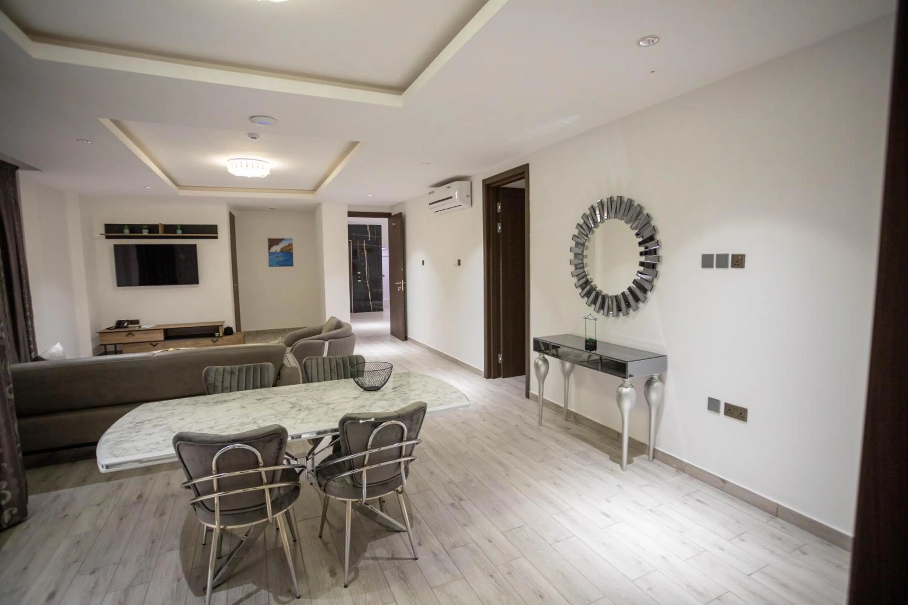 TV and multimedia in Veronique Heights